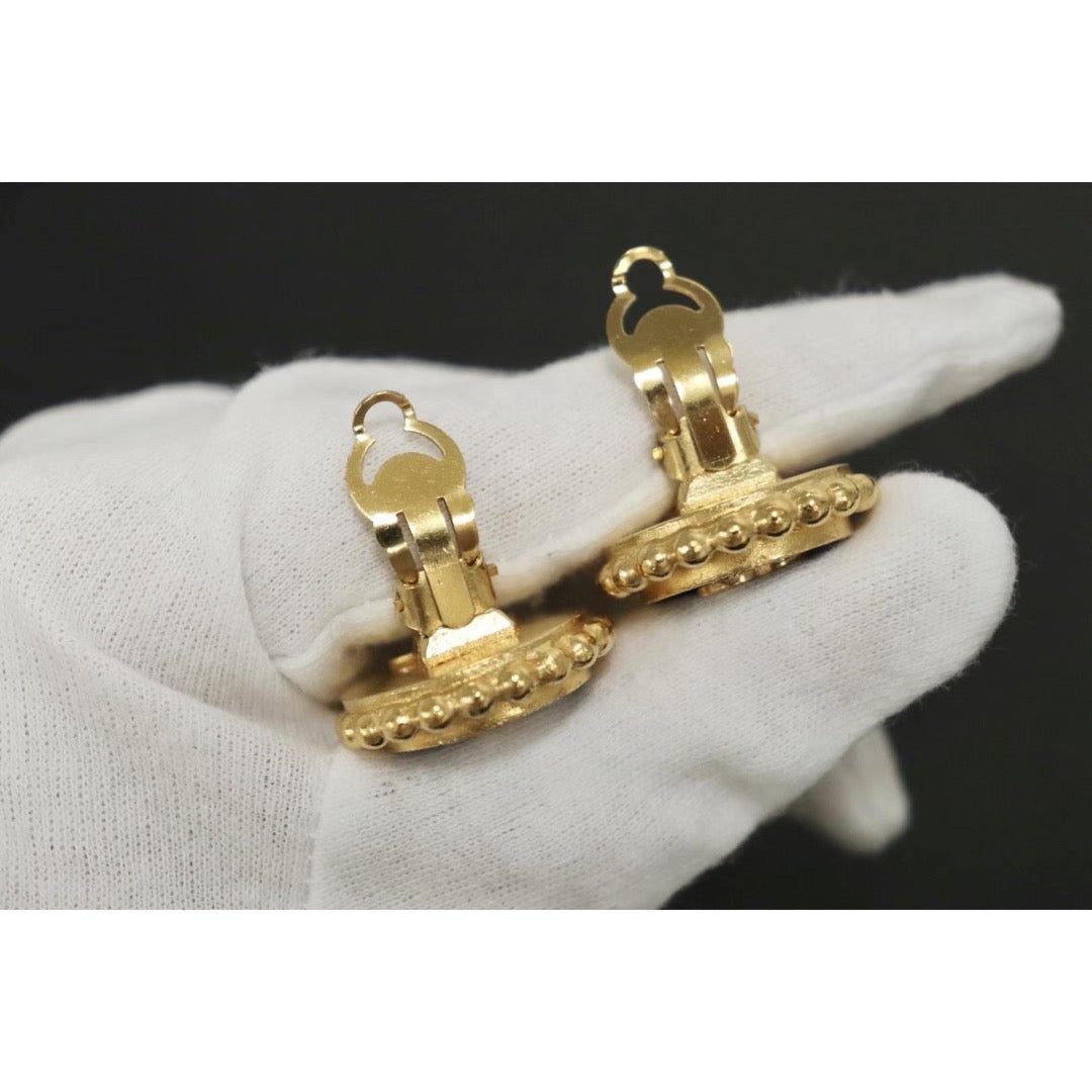 Rank SA ｜CHANEL Vintage Earrings ｜22110908