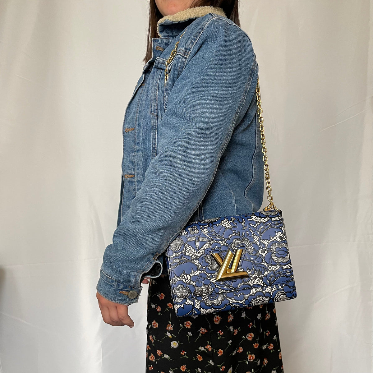 Louis Vuitton Navy Flower and Lace Twist MM FL1177