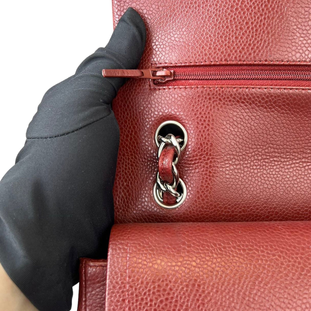 Classic Double Flap Jumbo Caviar Red SHW