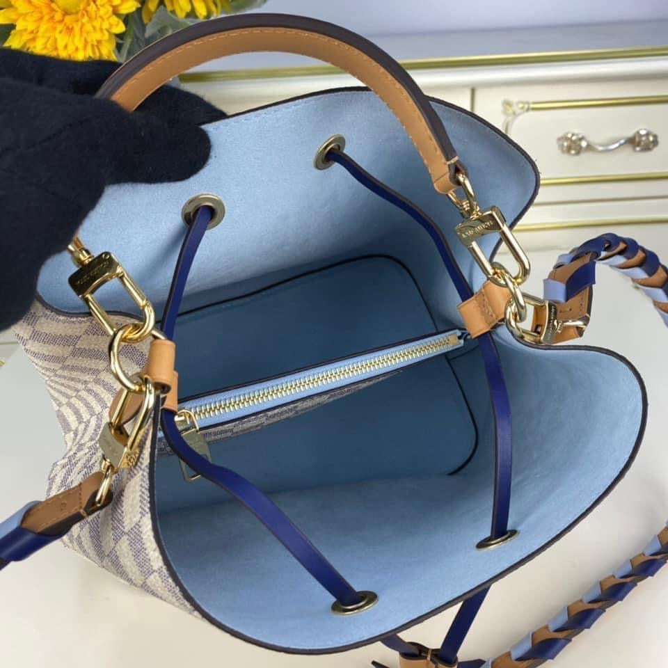 Louis Vuitton NeoNoe MM Bag