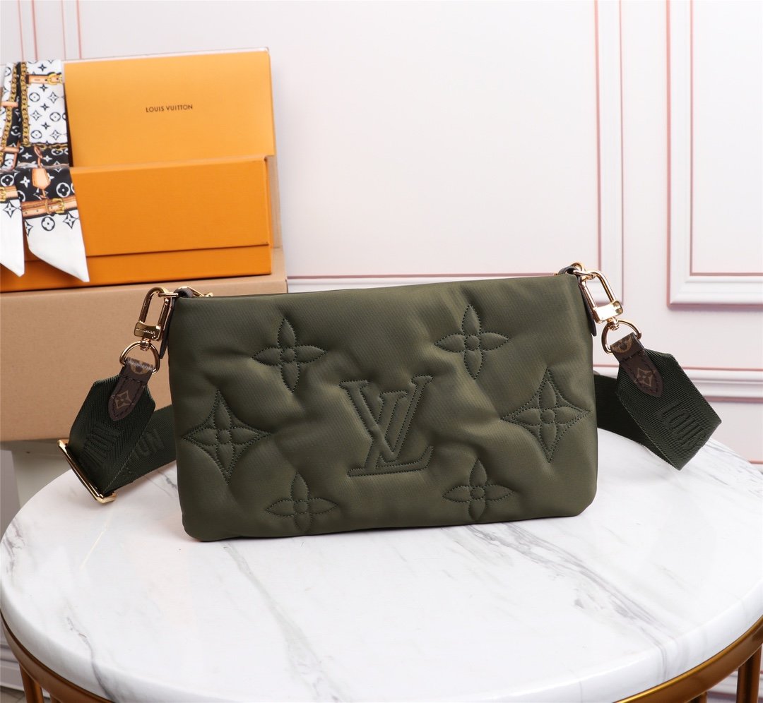 Louis Vuitton Maxi Multi Pochette Accessories Bag