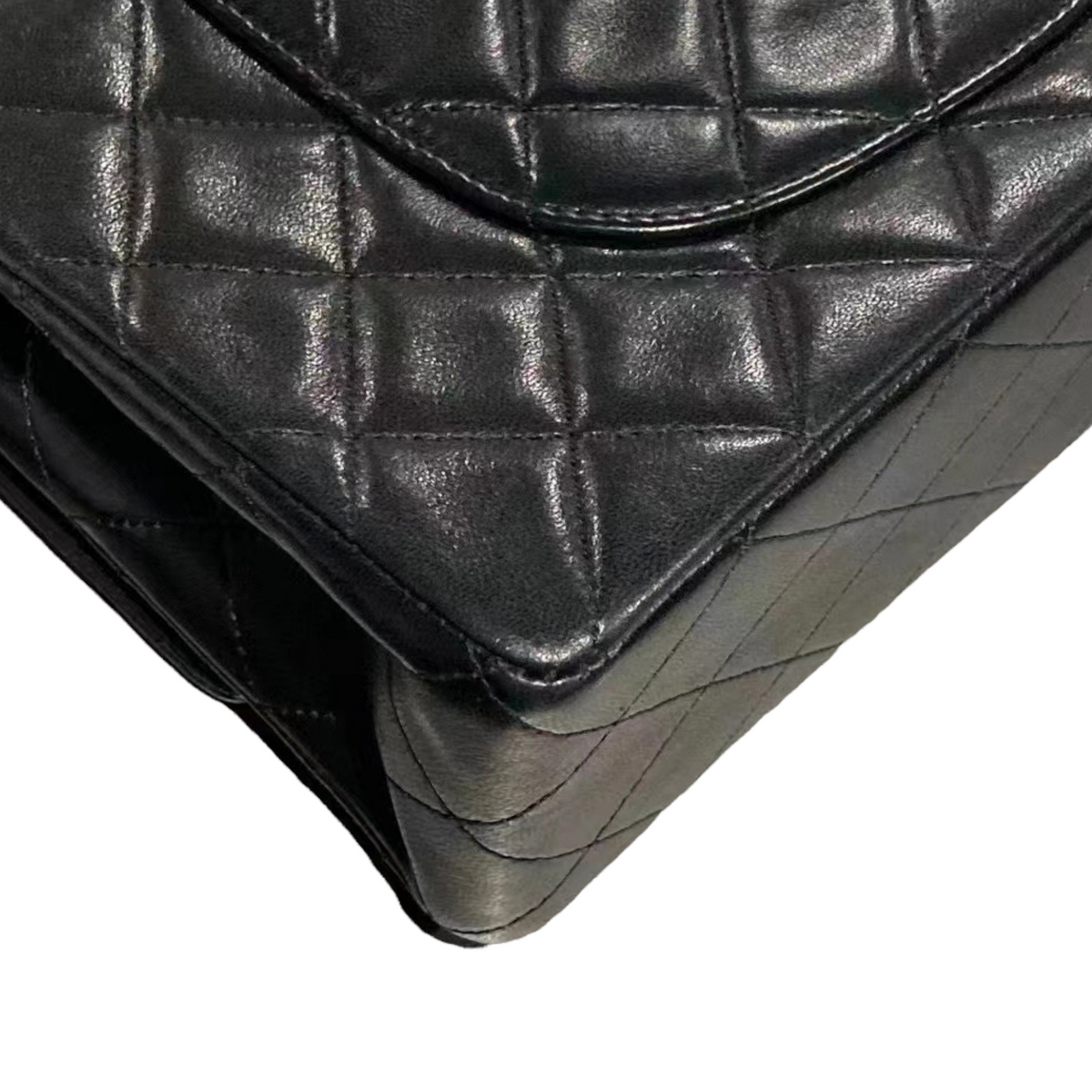 Vintage Classic Flap Medium Lambskin Black GHW