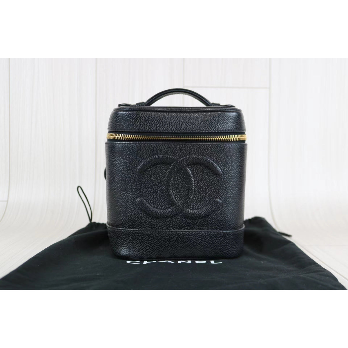 Rank A ｜ CHANEL Caviar Skin Vanity Handbag ｜062508
