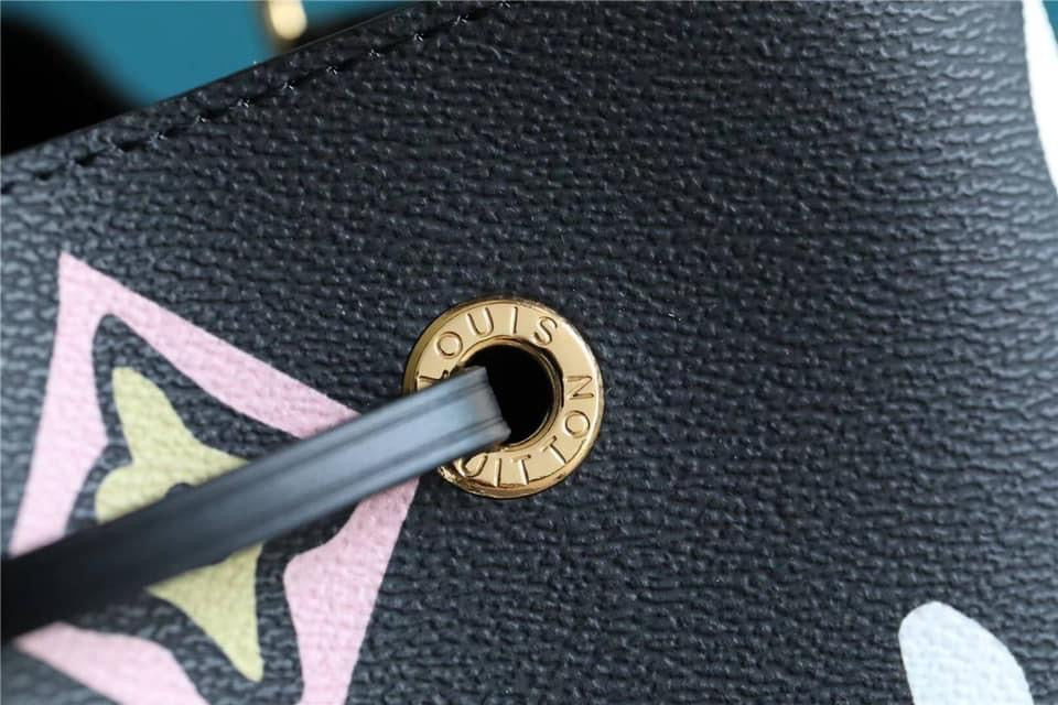 Louis Vuitton NeoNoe MM Bag