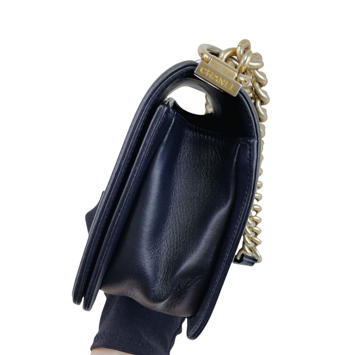 Boy Old Medium Calfskin Black GHW