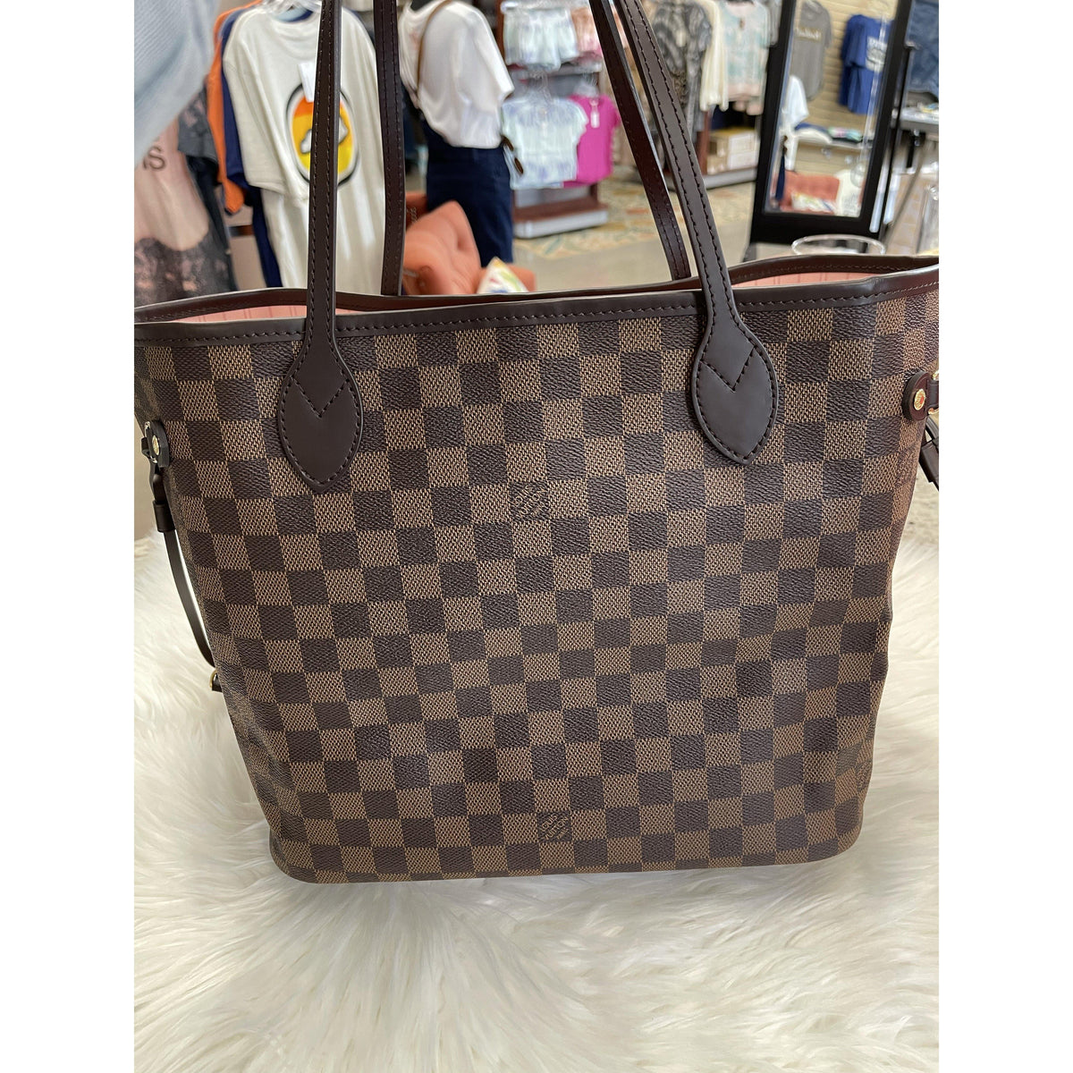 Louis Vuitton Neverfull MM in Damier Ebene Rose Ballerine