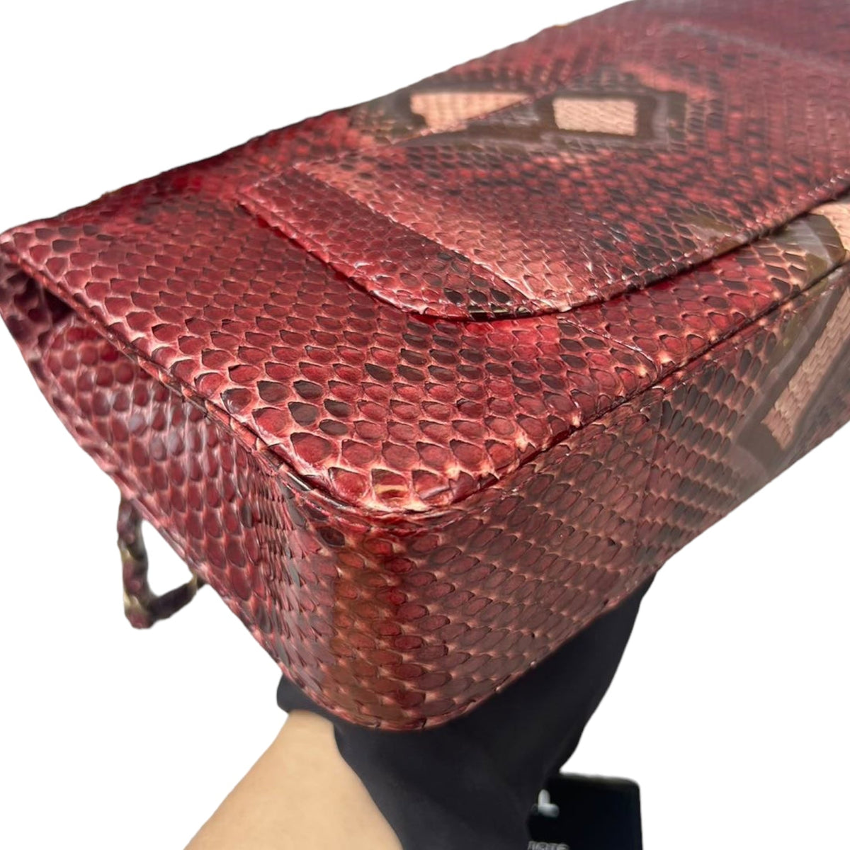 Classic Flap Medium Python Red GHW