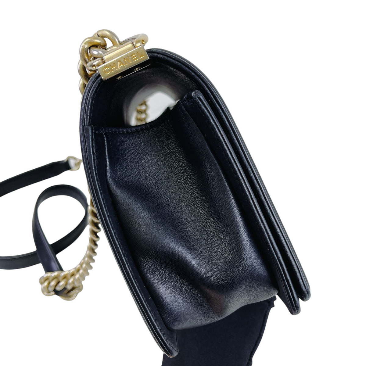 Boy Old Medium Calfskin Black GHW