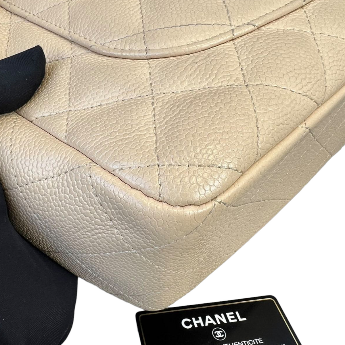 Classic single Flap Beige Jumbo SHW