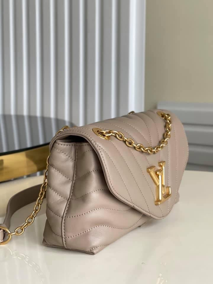 Louis Vuitton New Wave Chain Bag