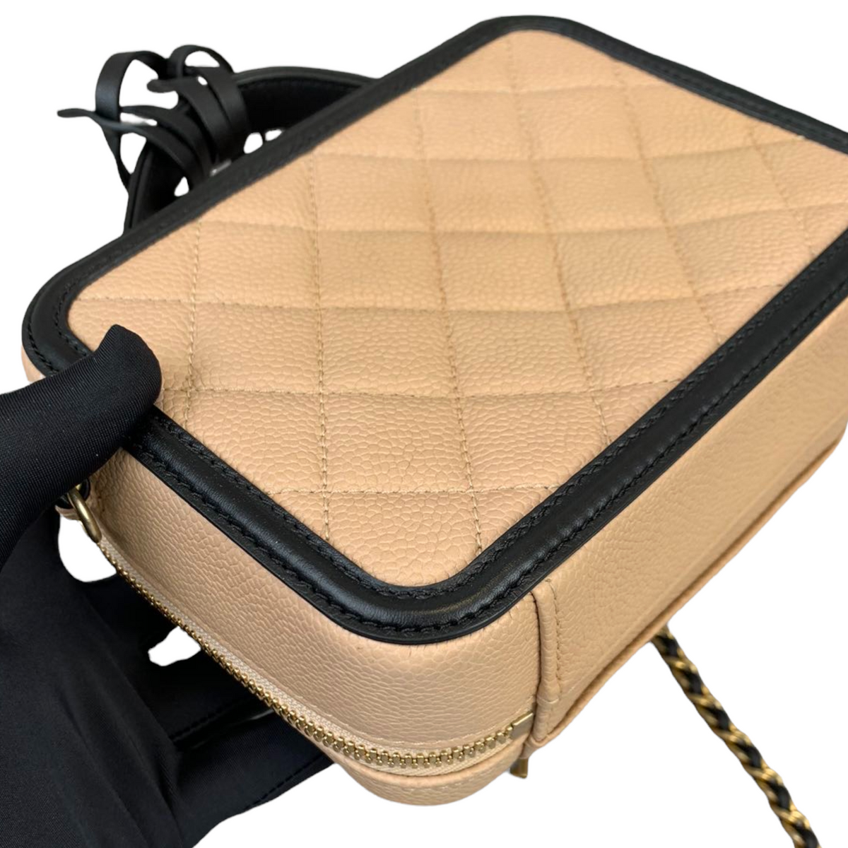 Filigree Vanity Caviar Small Beige/Black GHW
