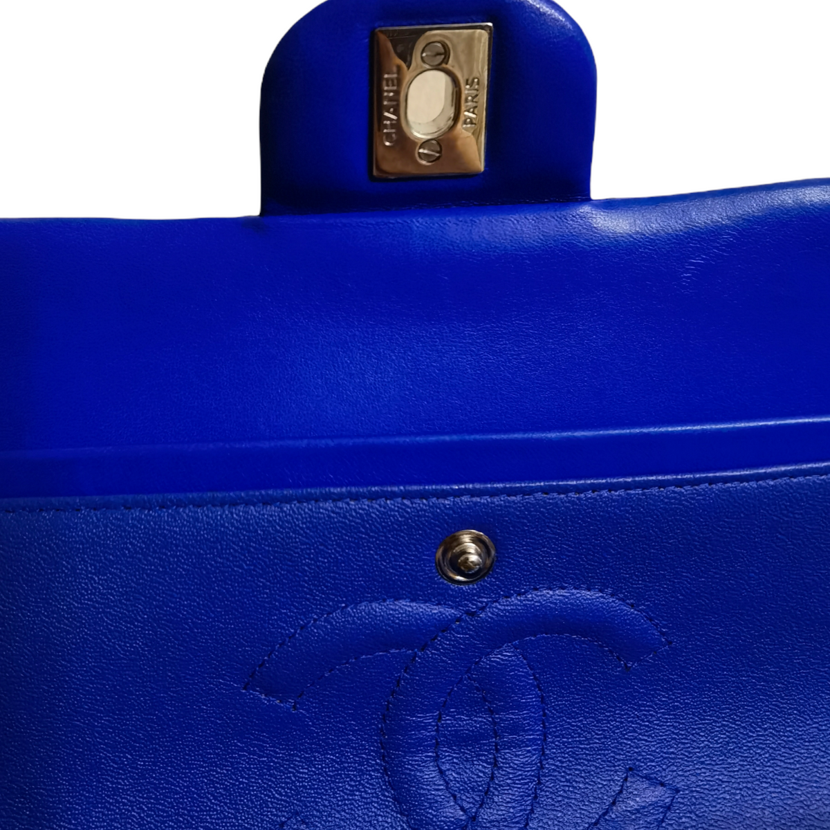 Classic Flap Medium Lambskin Blue SHW