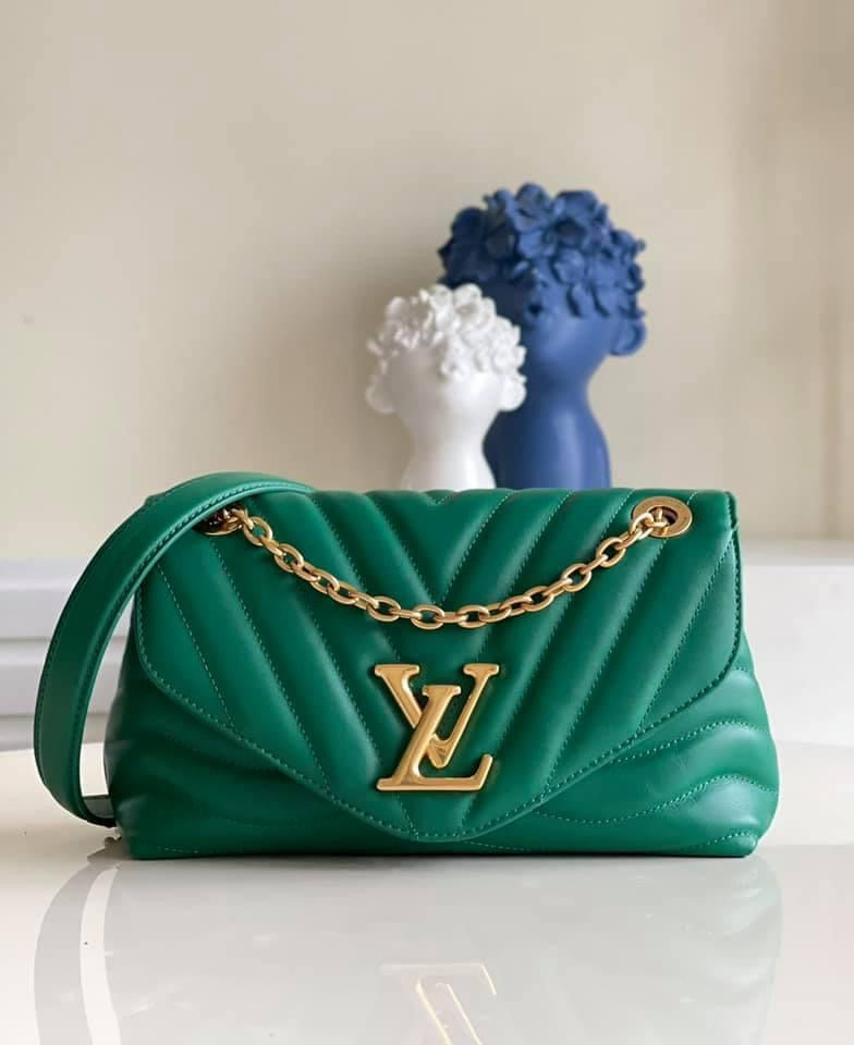 Louis Vuitton New Wave Chain bag