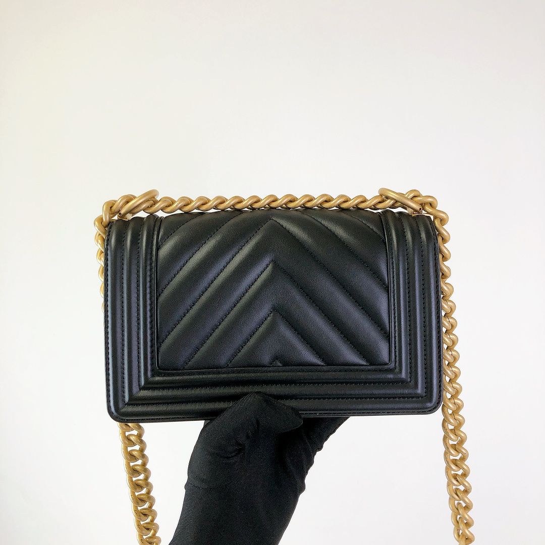 Small Boy Bag Caviar Calfskin Black GHW
