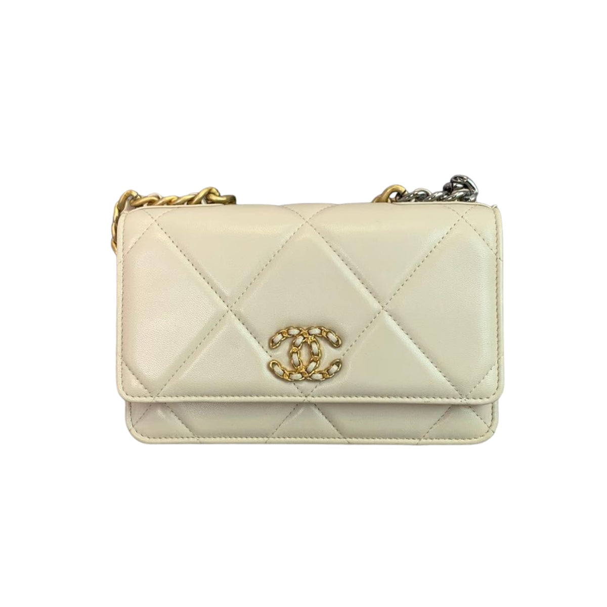 19 Quilted WOC Beige