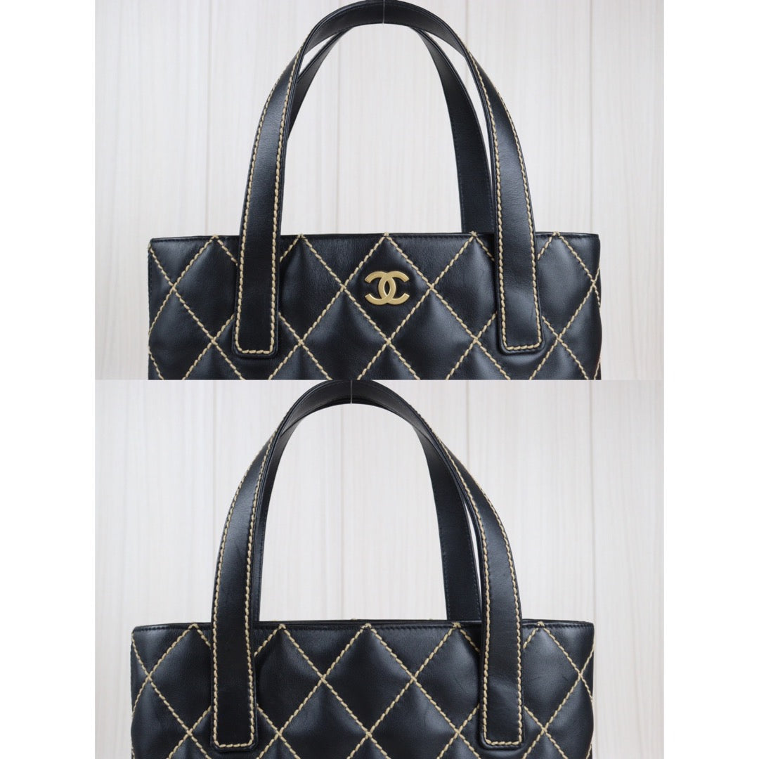 Rank A ｜Chanel Lamb Skin Wild Stitching Coco Mark Handbag ｜V23070708