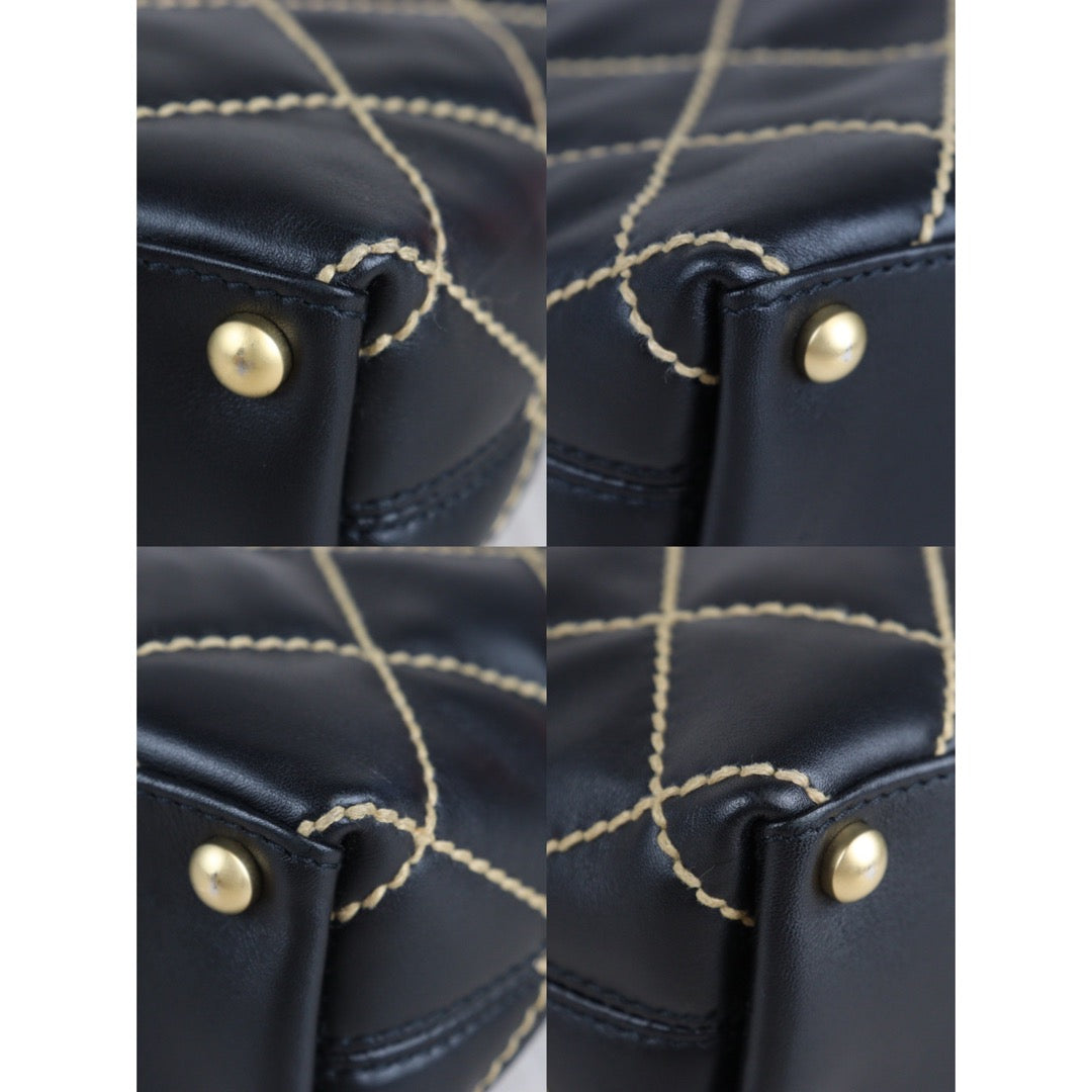 Rank A ｜Chanel Lamb Skin Wild Stitching Coco Mark Handbag ｜V23070708