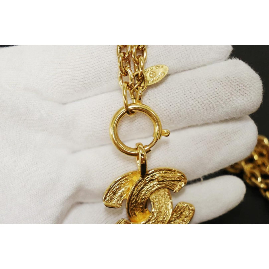 Rank A ｜ CHANEL Coco Mark 24K Gold Plated Necklace｜22102801