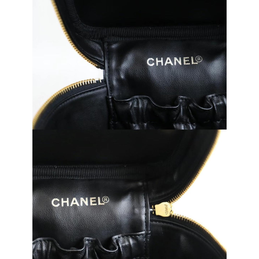 Rank A ｜ CHANEL Caviar Skin Vanity Handbag ｜22111405