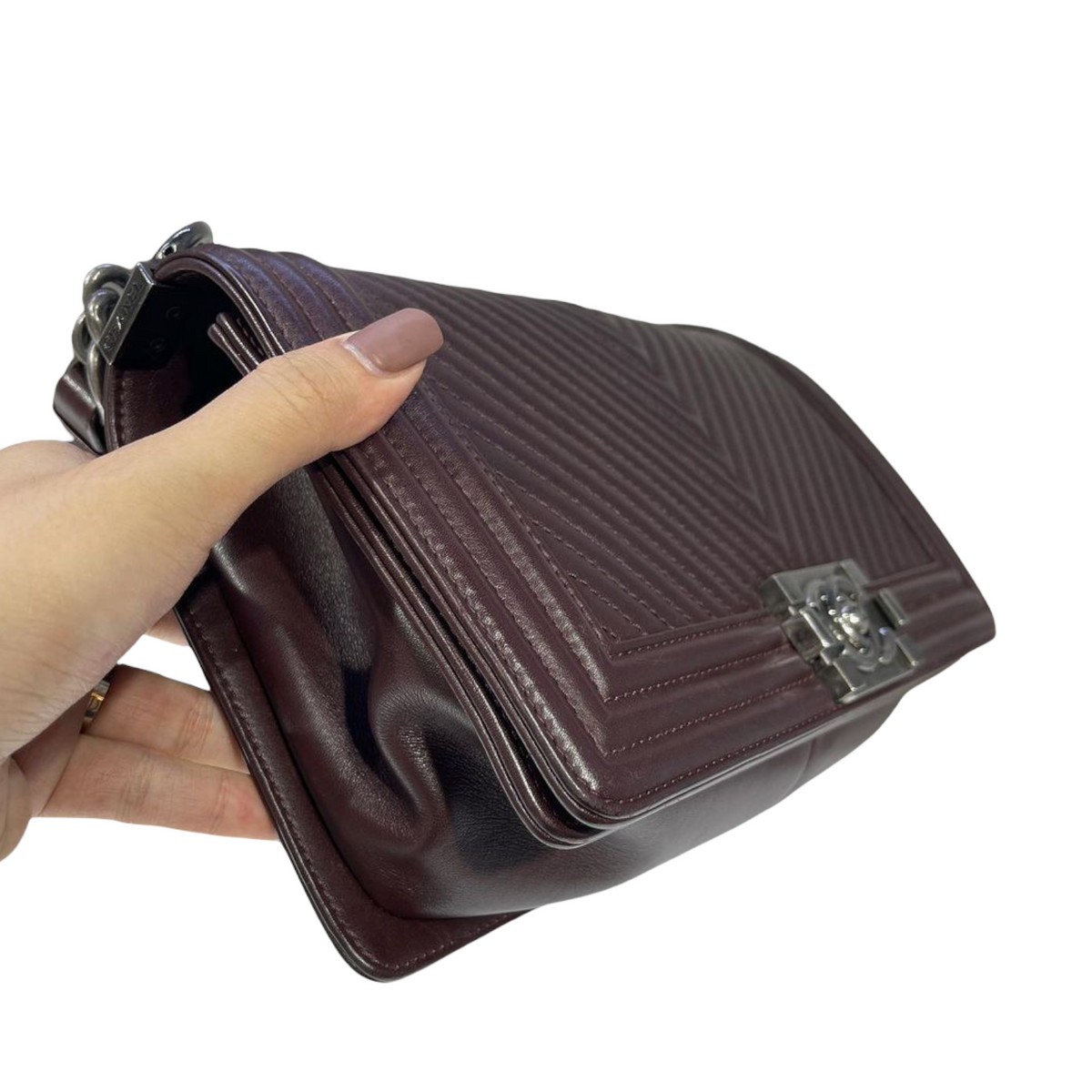 Old Medium Le Boy Chevron Lambskin Burgundy RHW