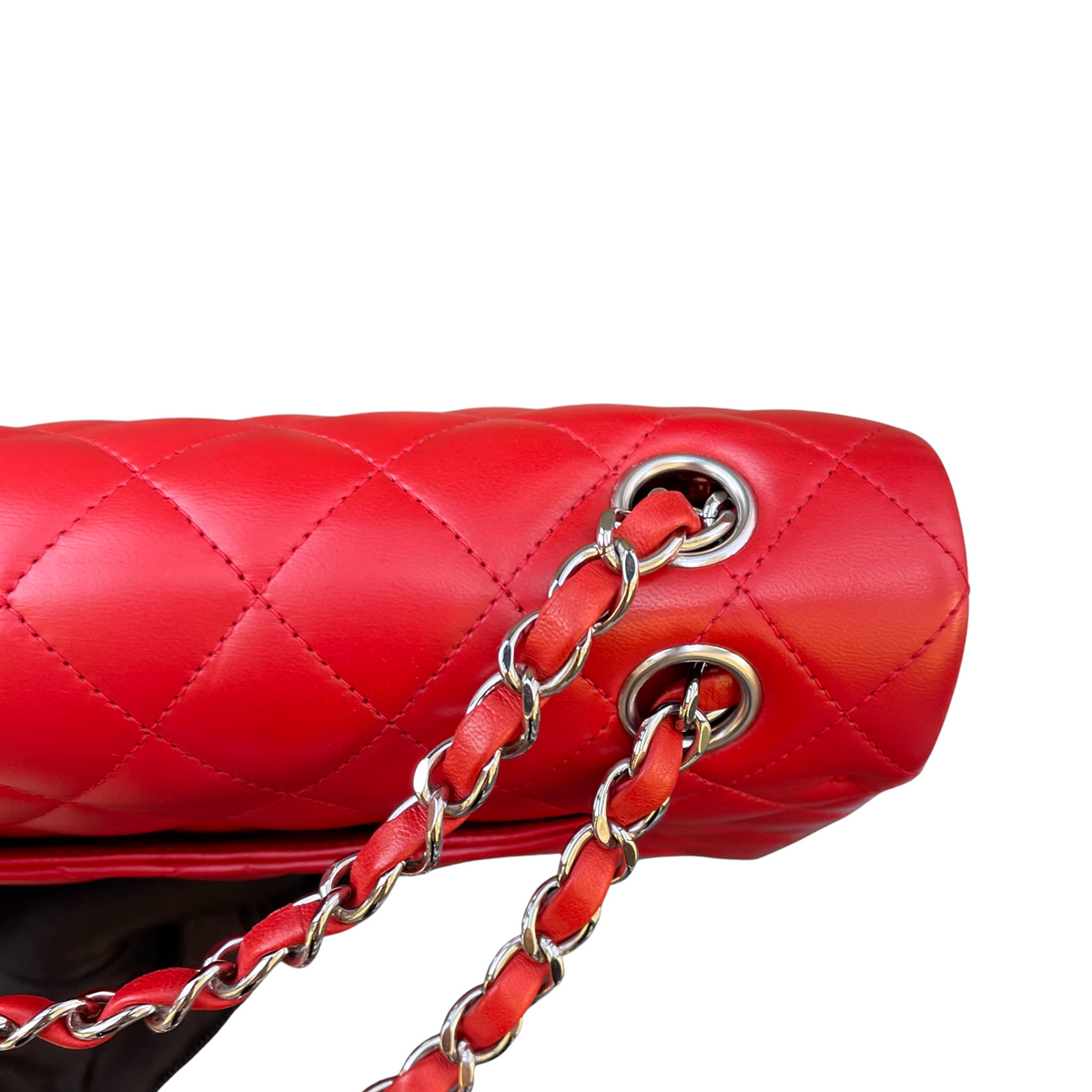 Classic Medium Flap Lambskin Flap Red SHW