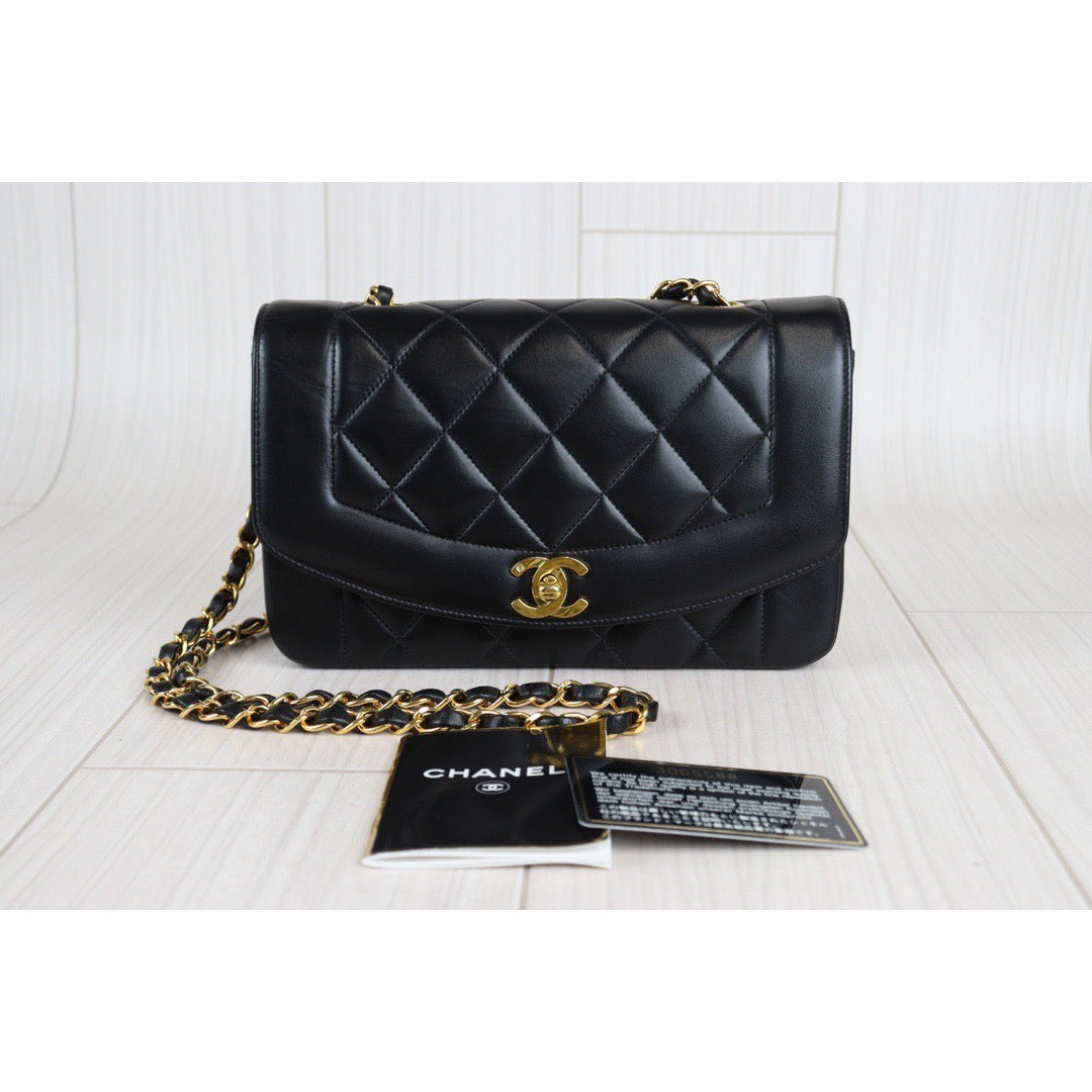 Rank A｜ CHANEL Matrasse Diana 22 Lamb Skin  Chain Bag ｜23052502
