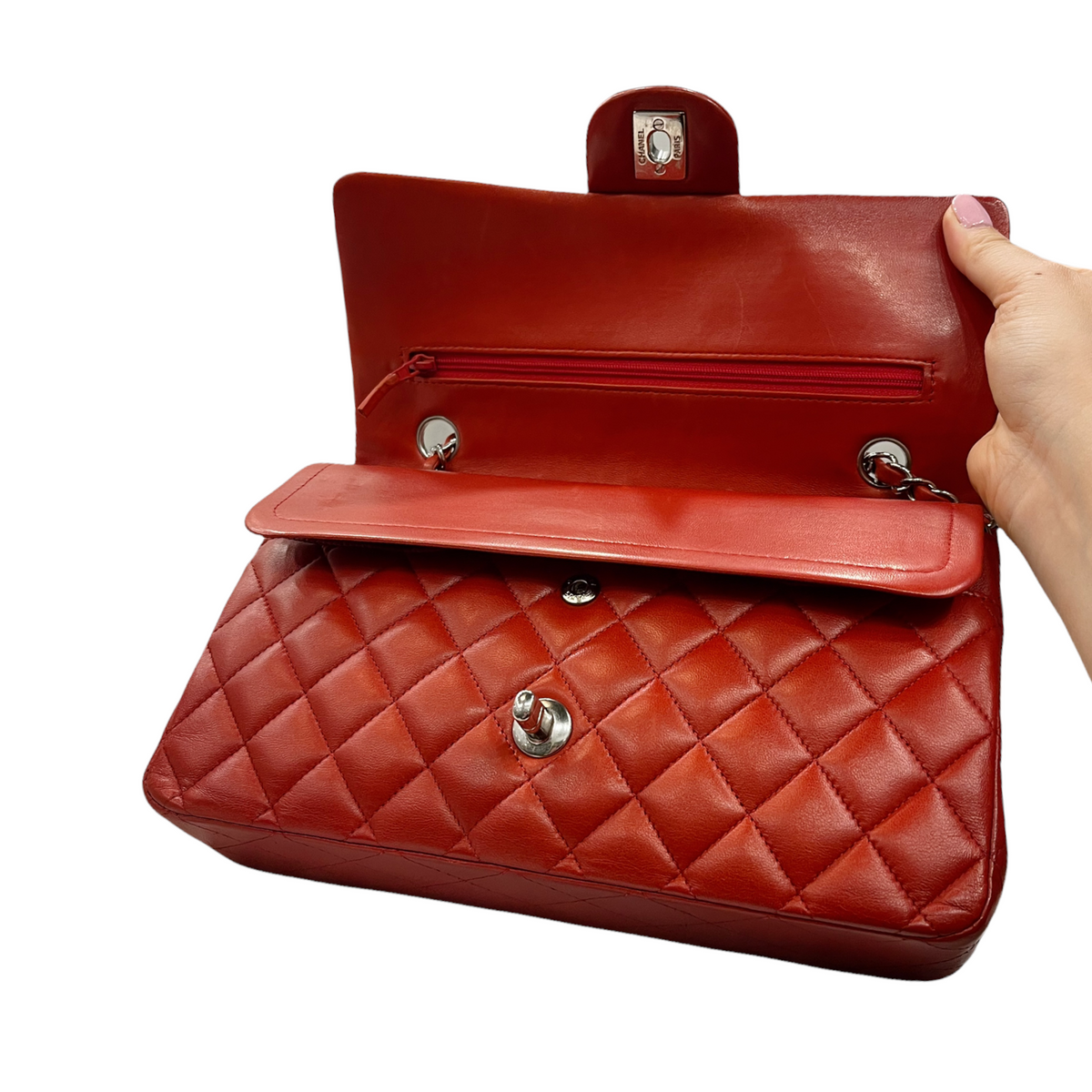 Classic Medium Lambskin Flap Red SHW