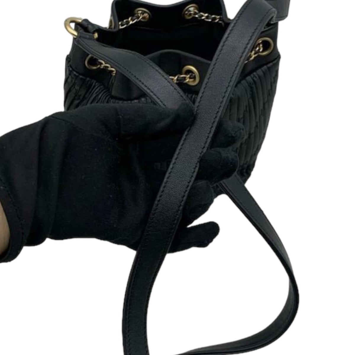 Coco Pleats Drawstring Bucket Black