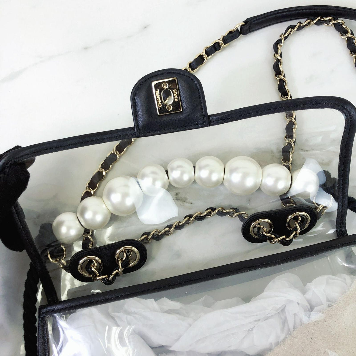 Coco "Sand by the Sea" Runway Pearl Handle Black PVC