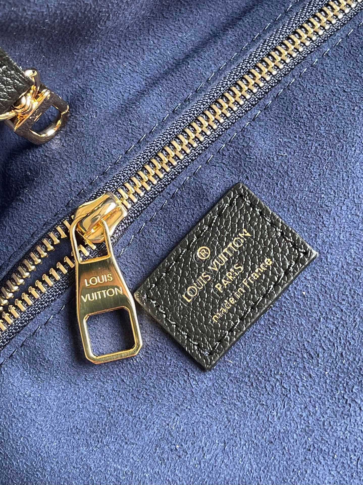 Louis Vuitton Neverfull MM Tote Bag