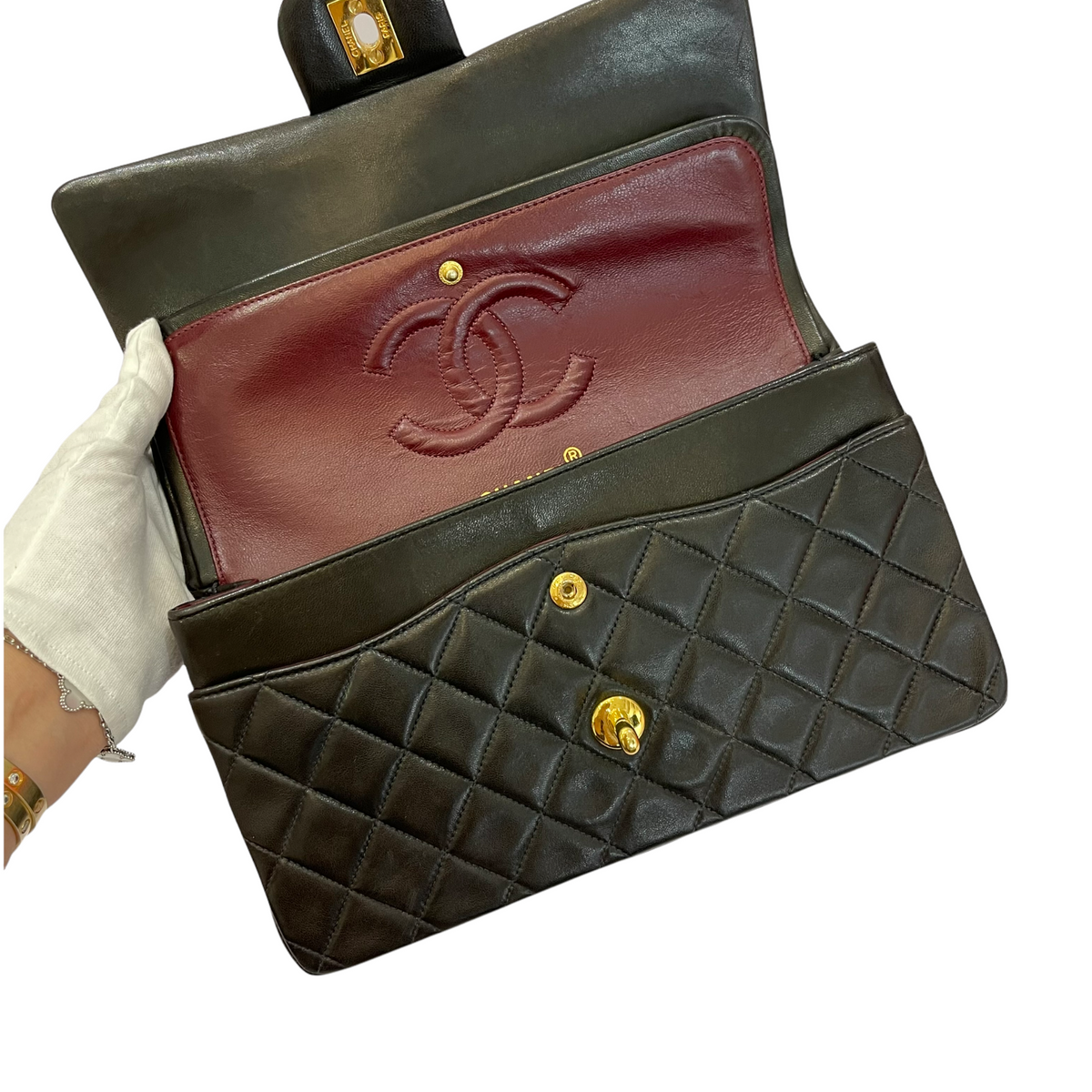 Vintage Classic Flap Medium Lambskin Black GHW