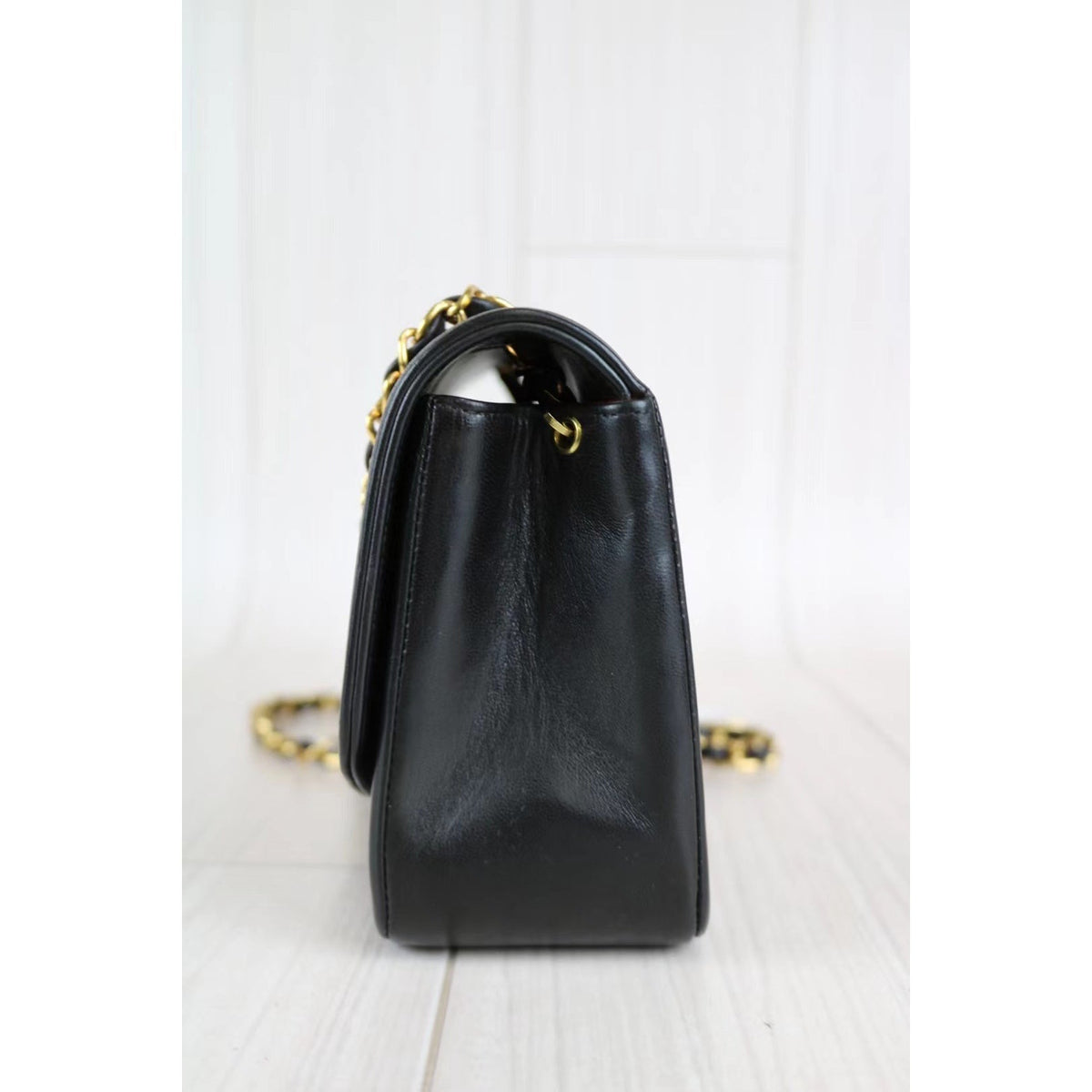 Rank A ｜ CHANEL Matrasse Diana Lamb Skin Double Flap Double Chain Bag ｜031014