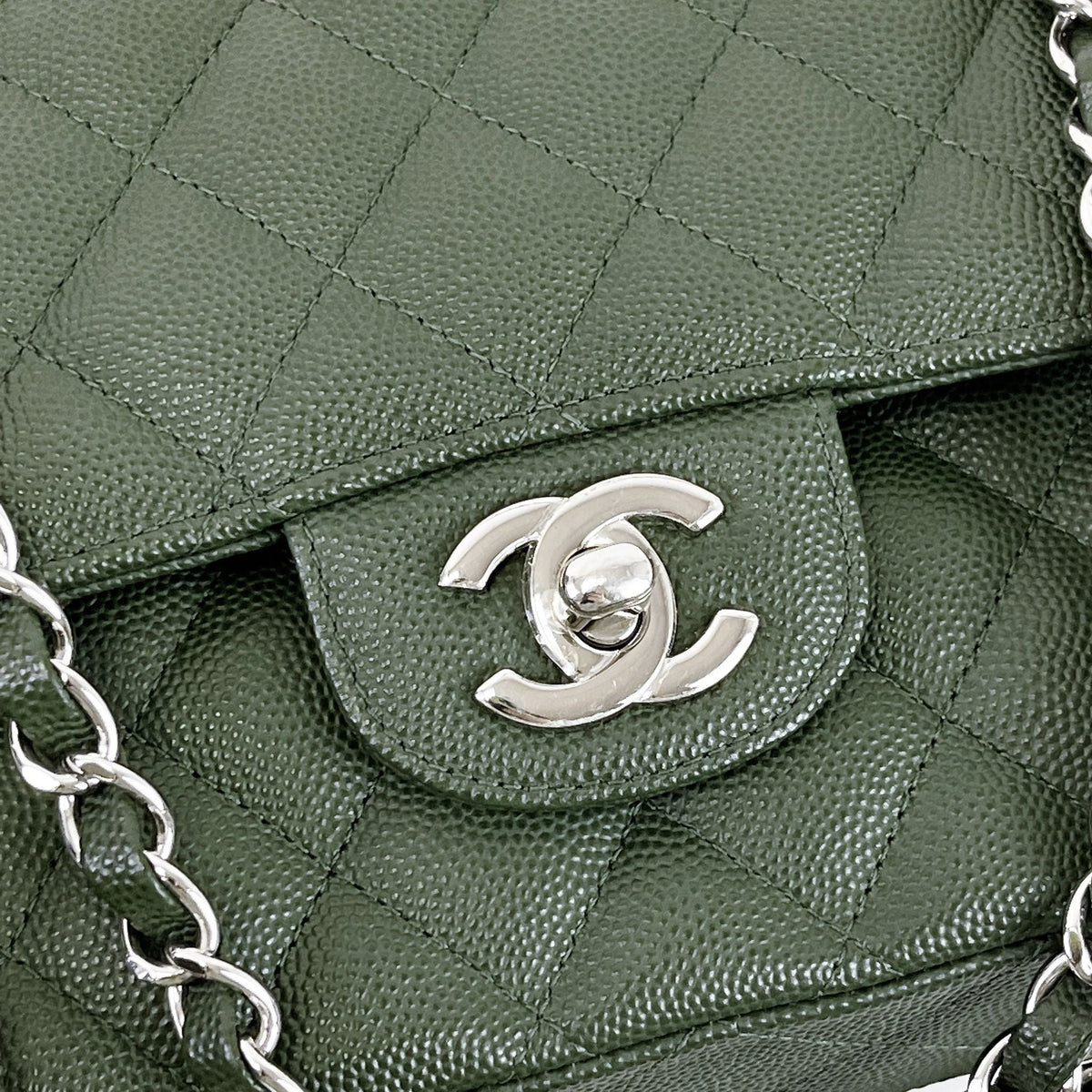 Medium Classic Double Flap Caviar Green SHW