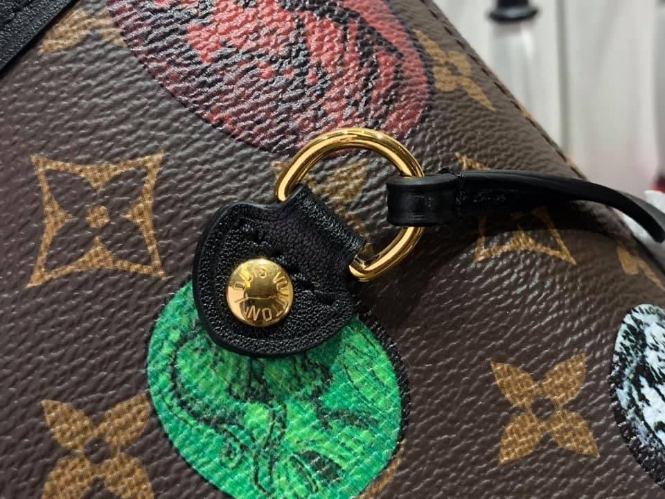 Louis Vuitton Neverfull MM bag