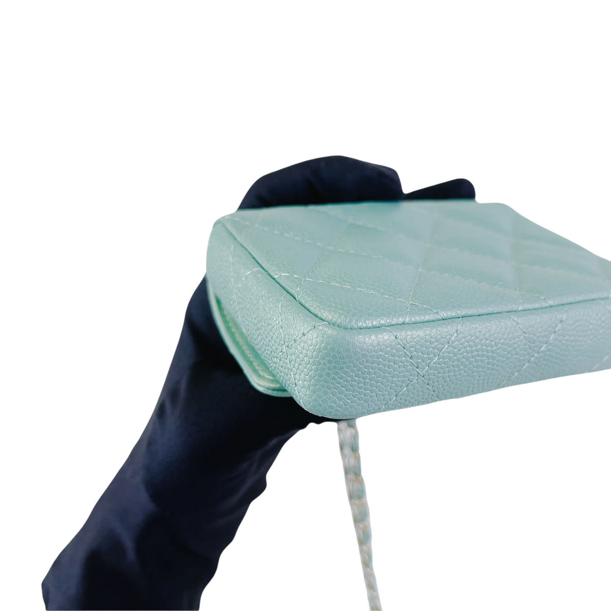 Caviar Quilted Pearl  Holder Caviar Blue GHW
