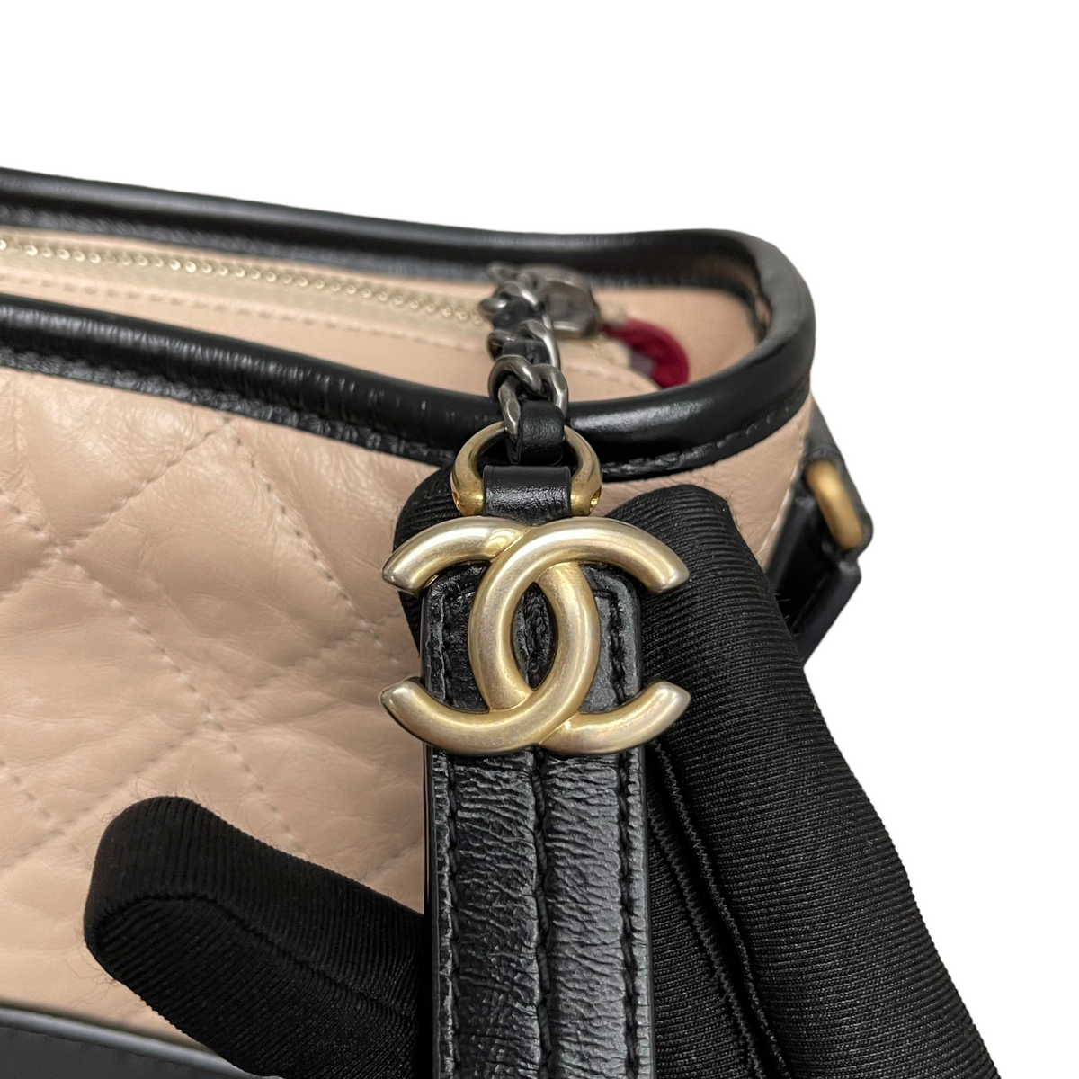 Calfskin Quilted Small Gabrielle Beige Black