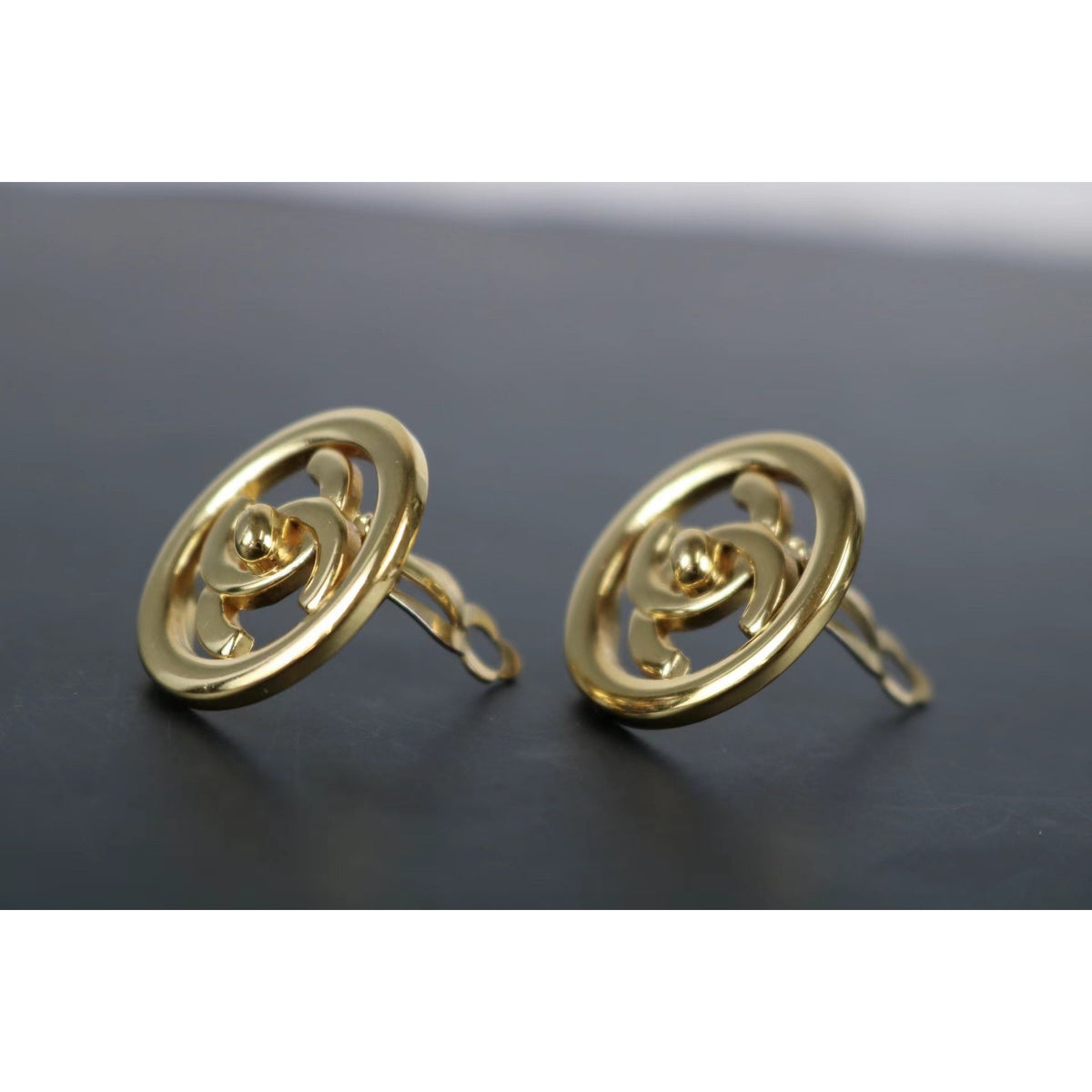 Rank SA ｜CHANEL Coco Mark Earrings 18k Gold Plated ｜052802