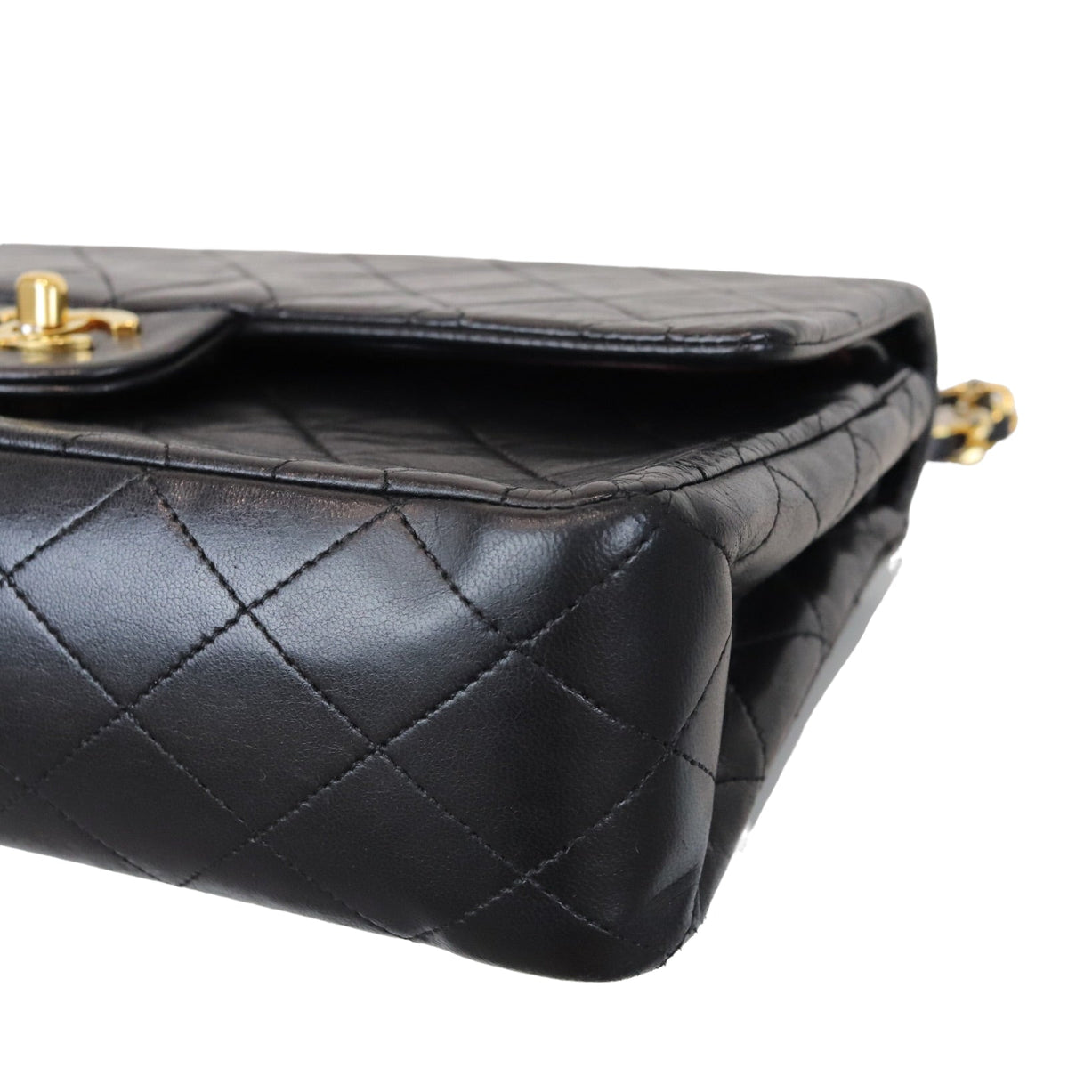 Classic Double Flap Medium Vintage Black GHW