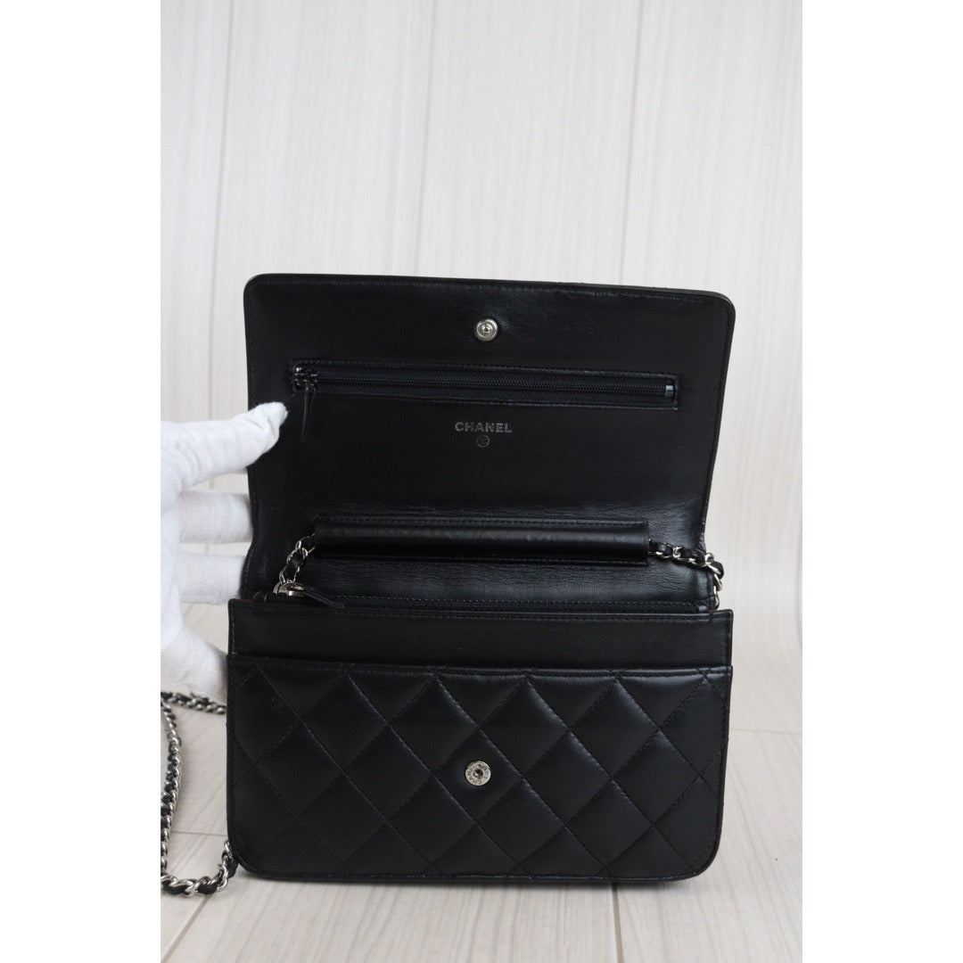 Rank A｜ CHANEL Matelasse Lamb Leather Chain Wallet Black Silver Hardware ｜V23072003