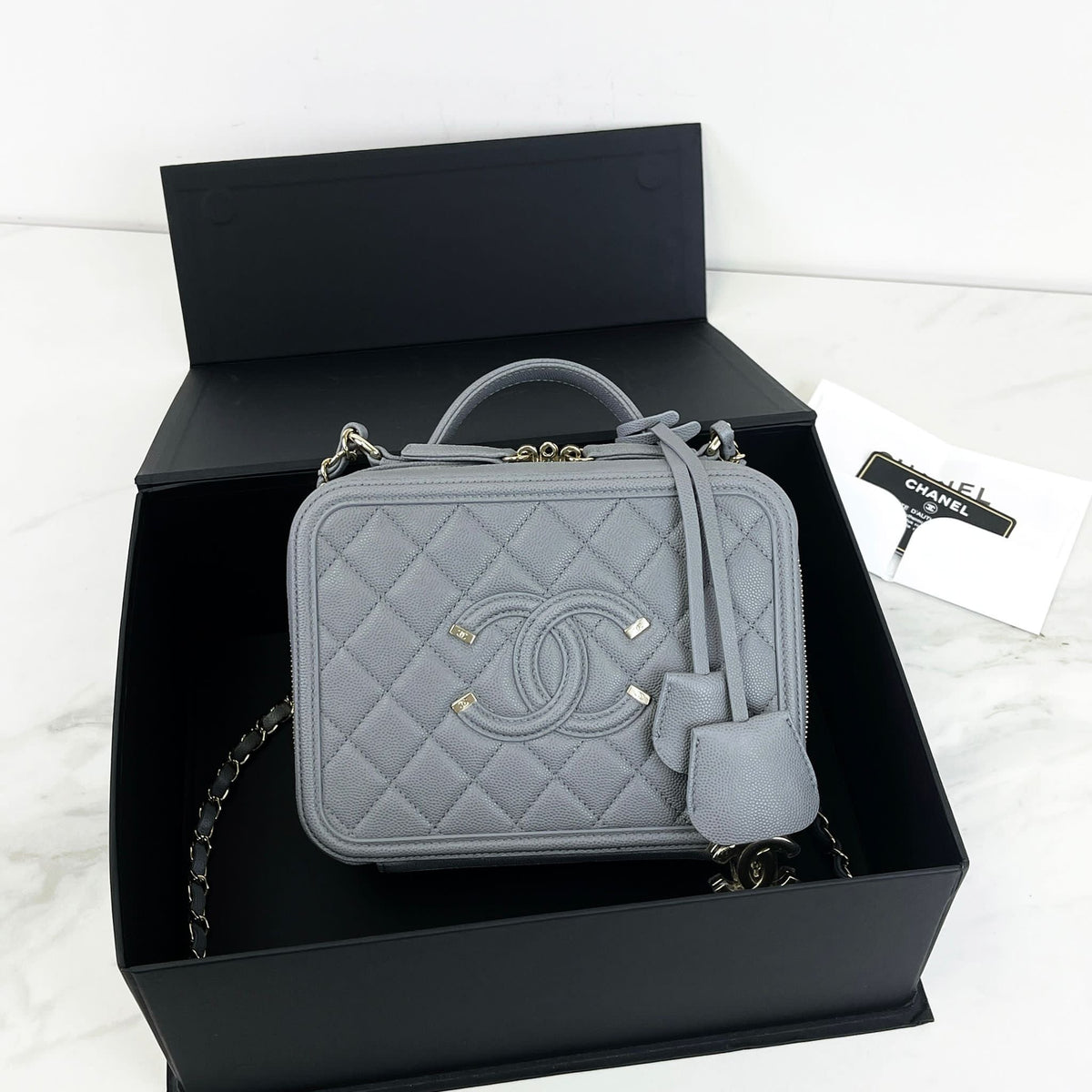 Medium CC Filigree Caviar Vanity Grey SHW