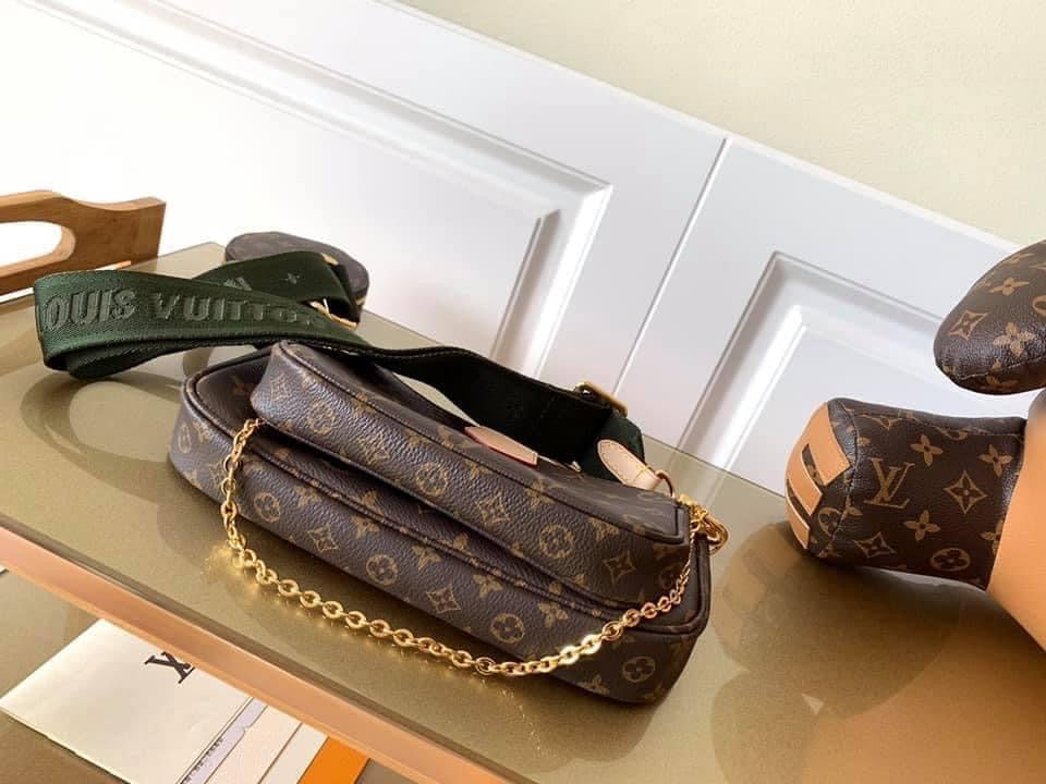 Louis Vuitton Multi Pochette Accessories
