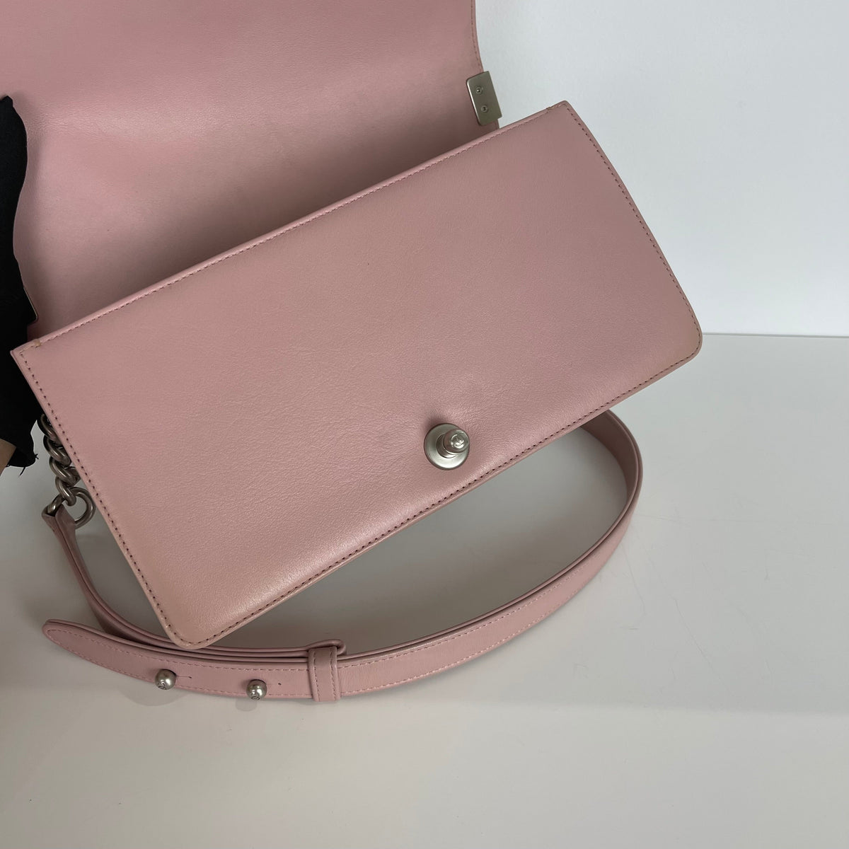 Le Boy Lambskin Old Medium Pink SHW