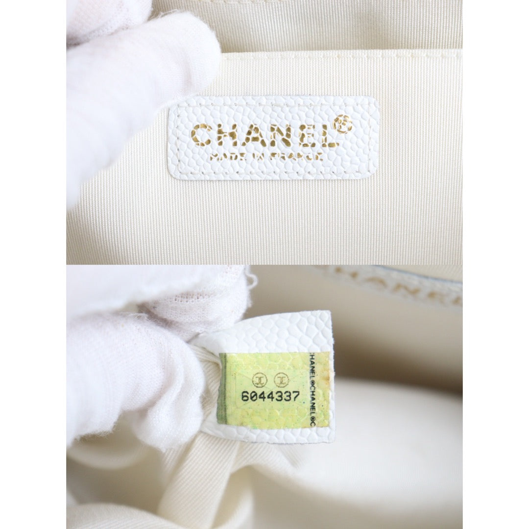 Rank A ｜ CHANEL Caviar Skin Leather Pear blossom wood HandBag White｜23062620