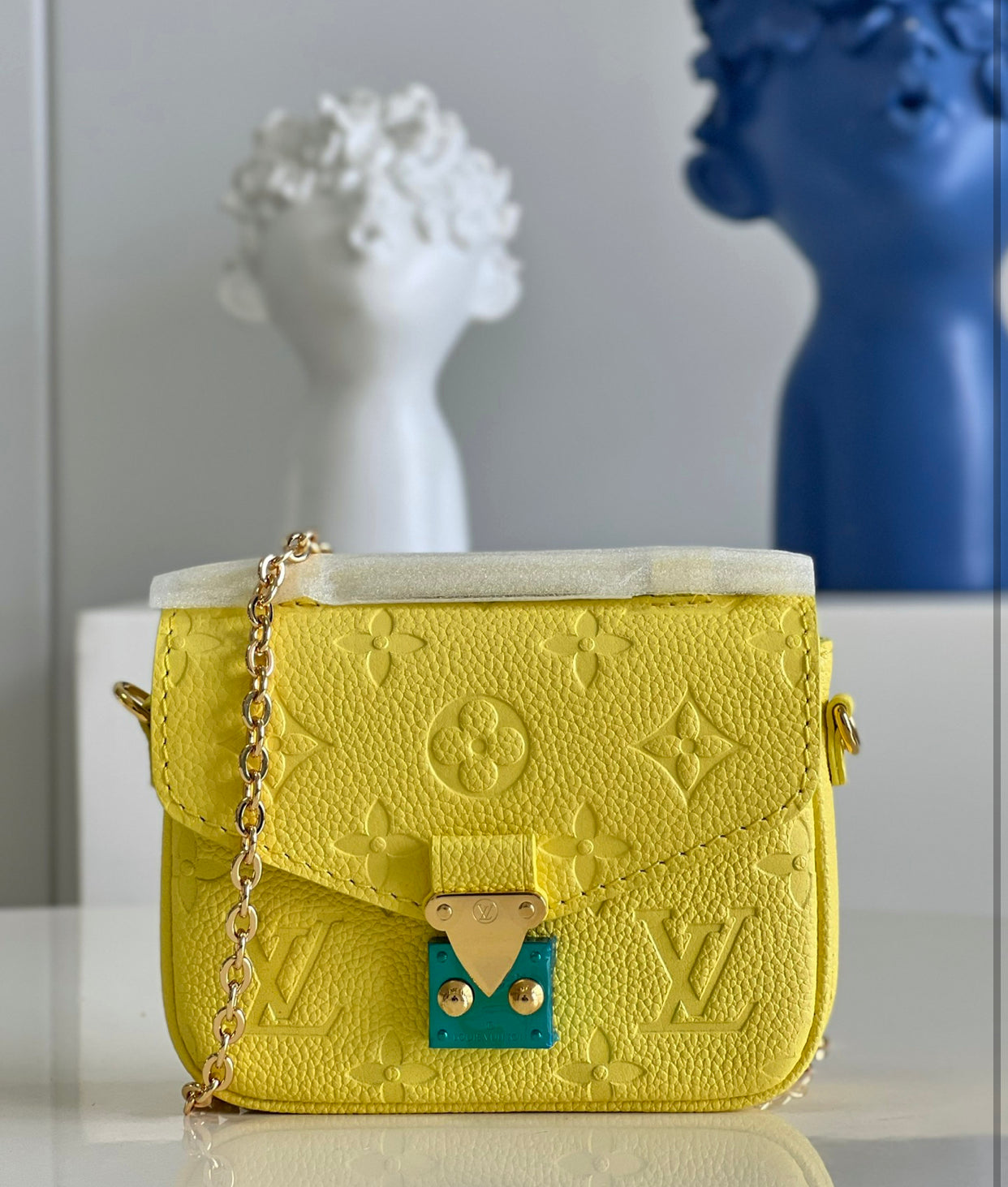 Louis Vuitton Micro Metis Bag