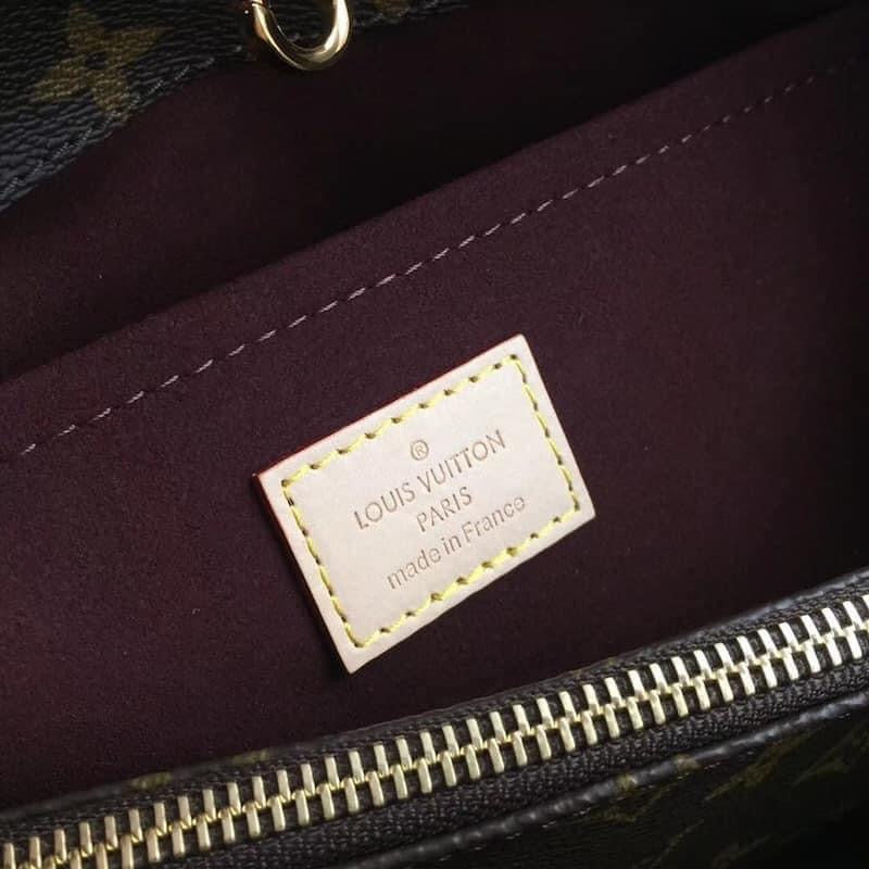 Louis Vuitton Montaigne BB Bag