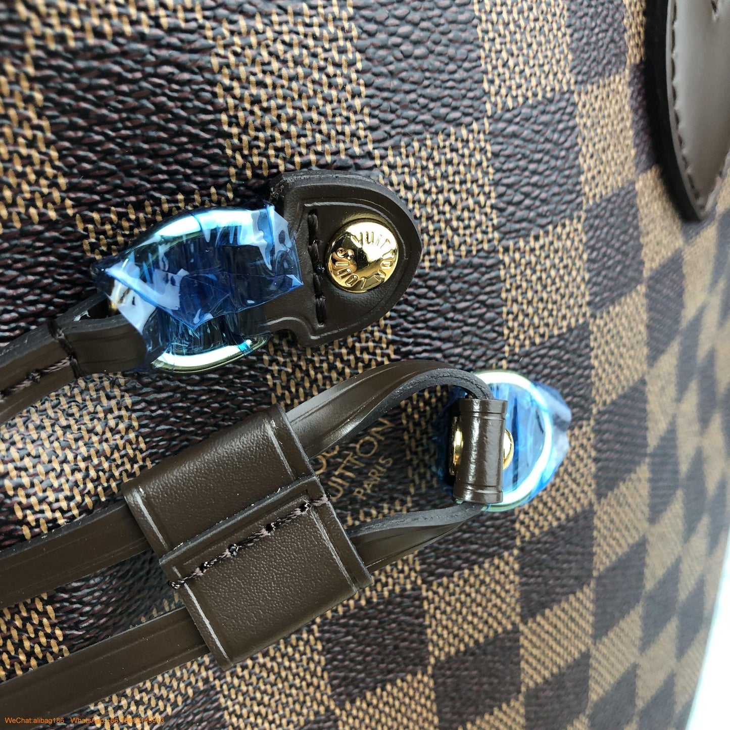 Louis Vuitton Neverfull MM Tote Bag