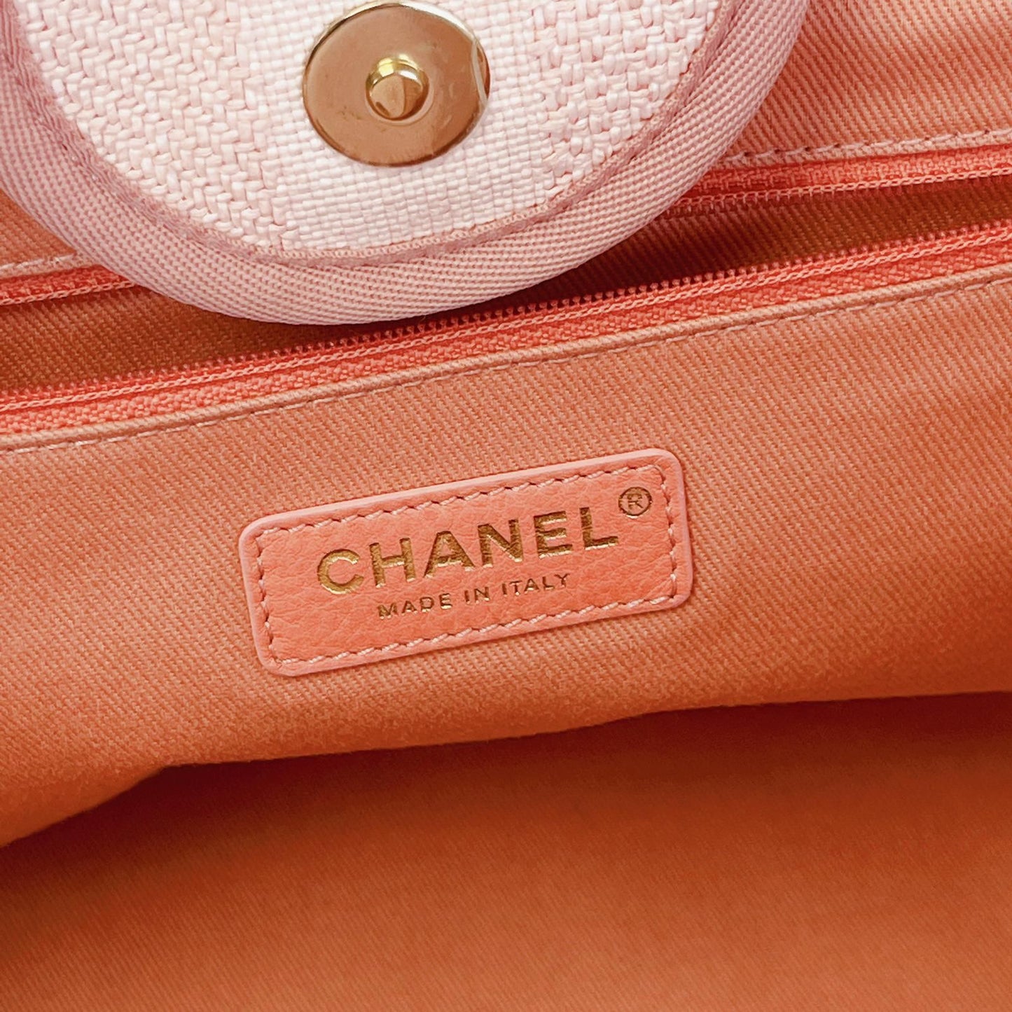 Medium Deauville Tote Mixed Fibers Pink SHW