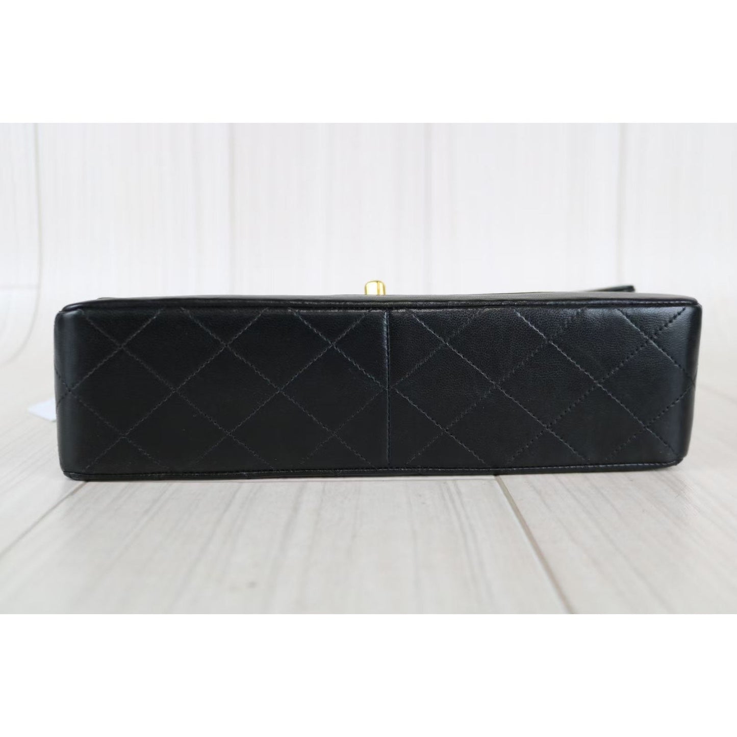 Rank AB ｜ CHANEL CF Shoulder Bag ｜051024