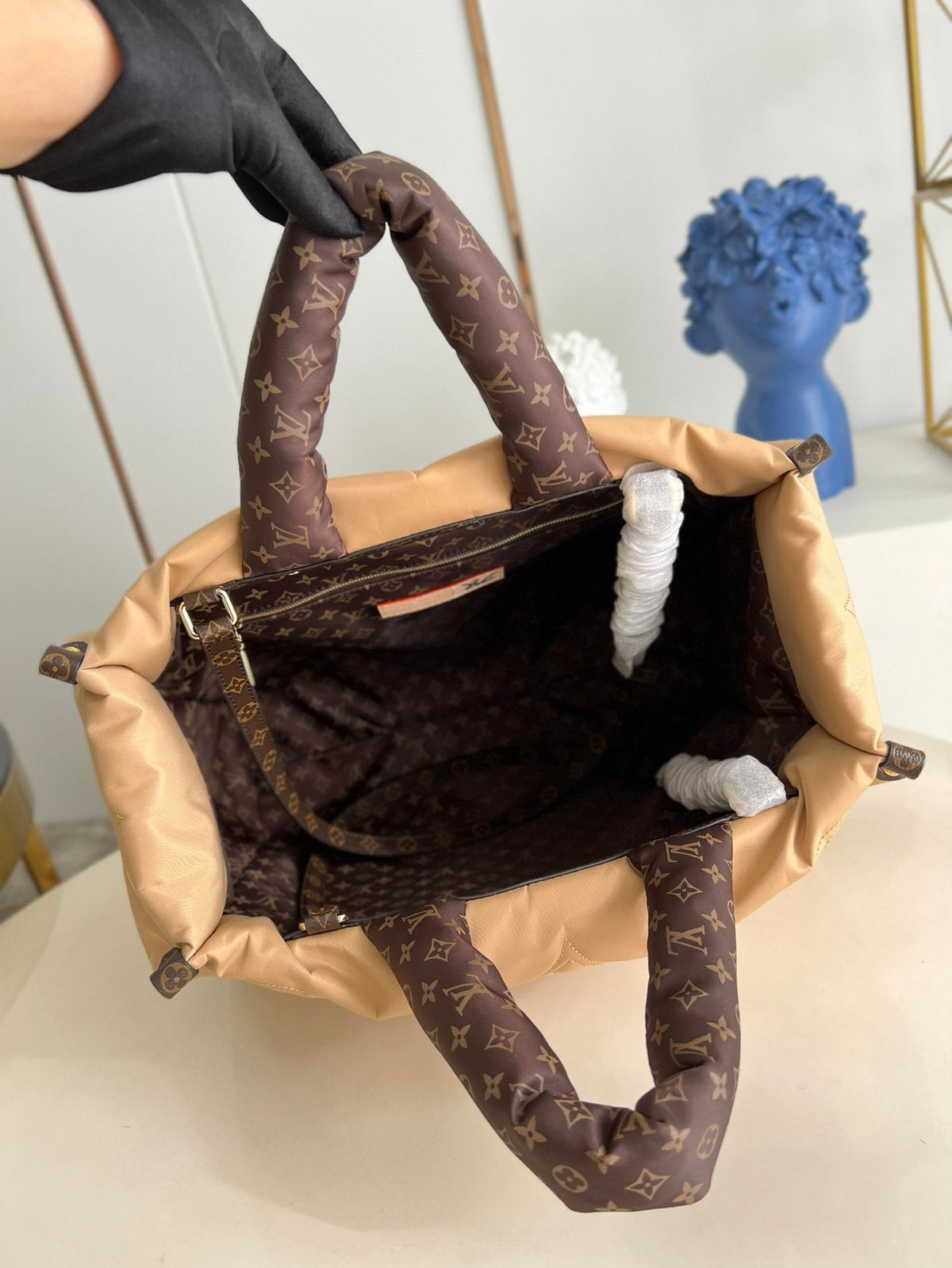 Louis Vuitton OnTheGo GM Bag
