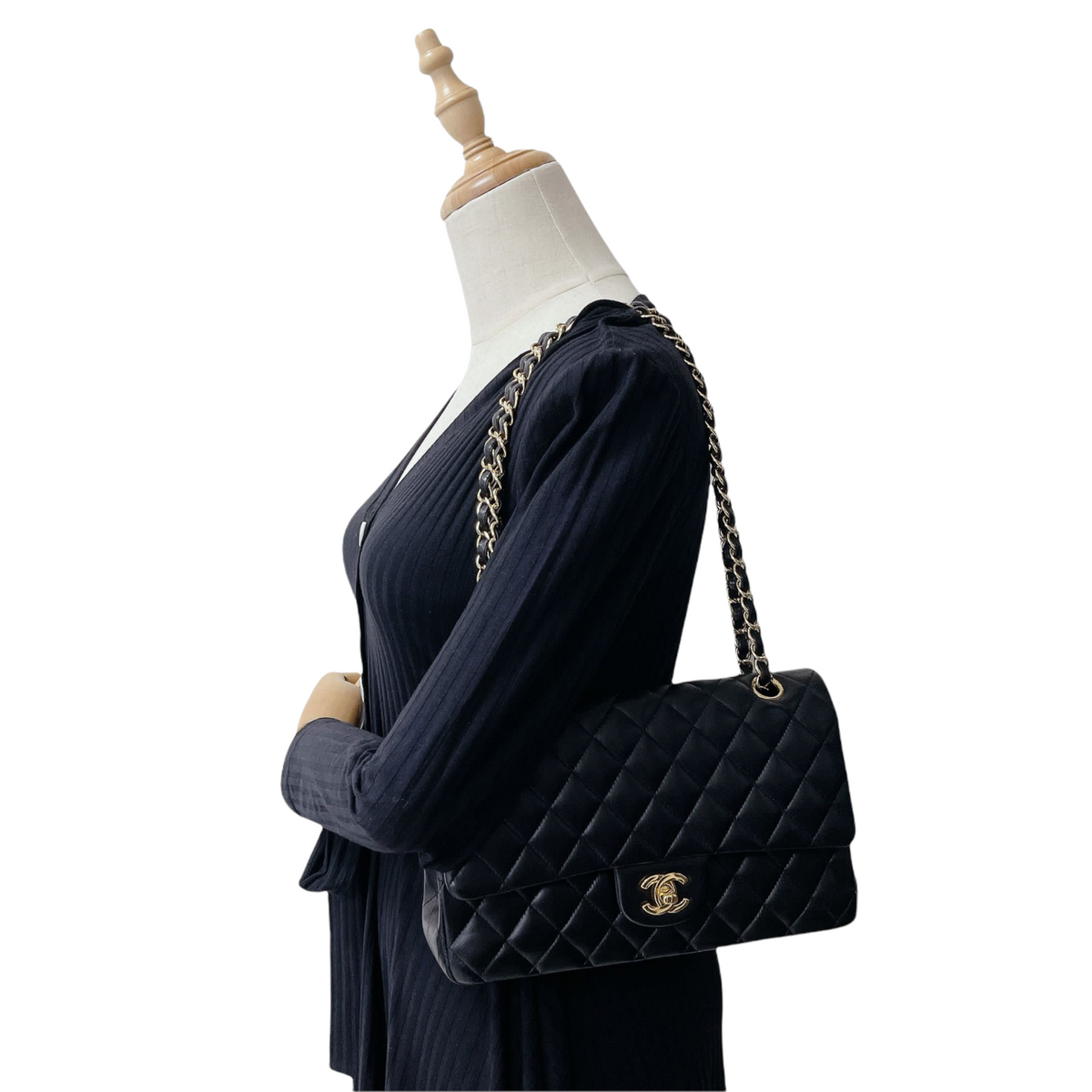 Classic Flap Medium Lambskin Black GHW